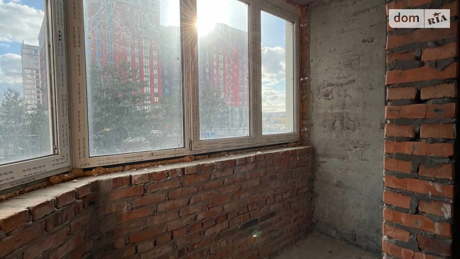 Продается 1-комнатная квартира 42 кв. м в Ирпене, ул. Университетская(Карла Маркса), 1 - фото 2