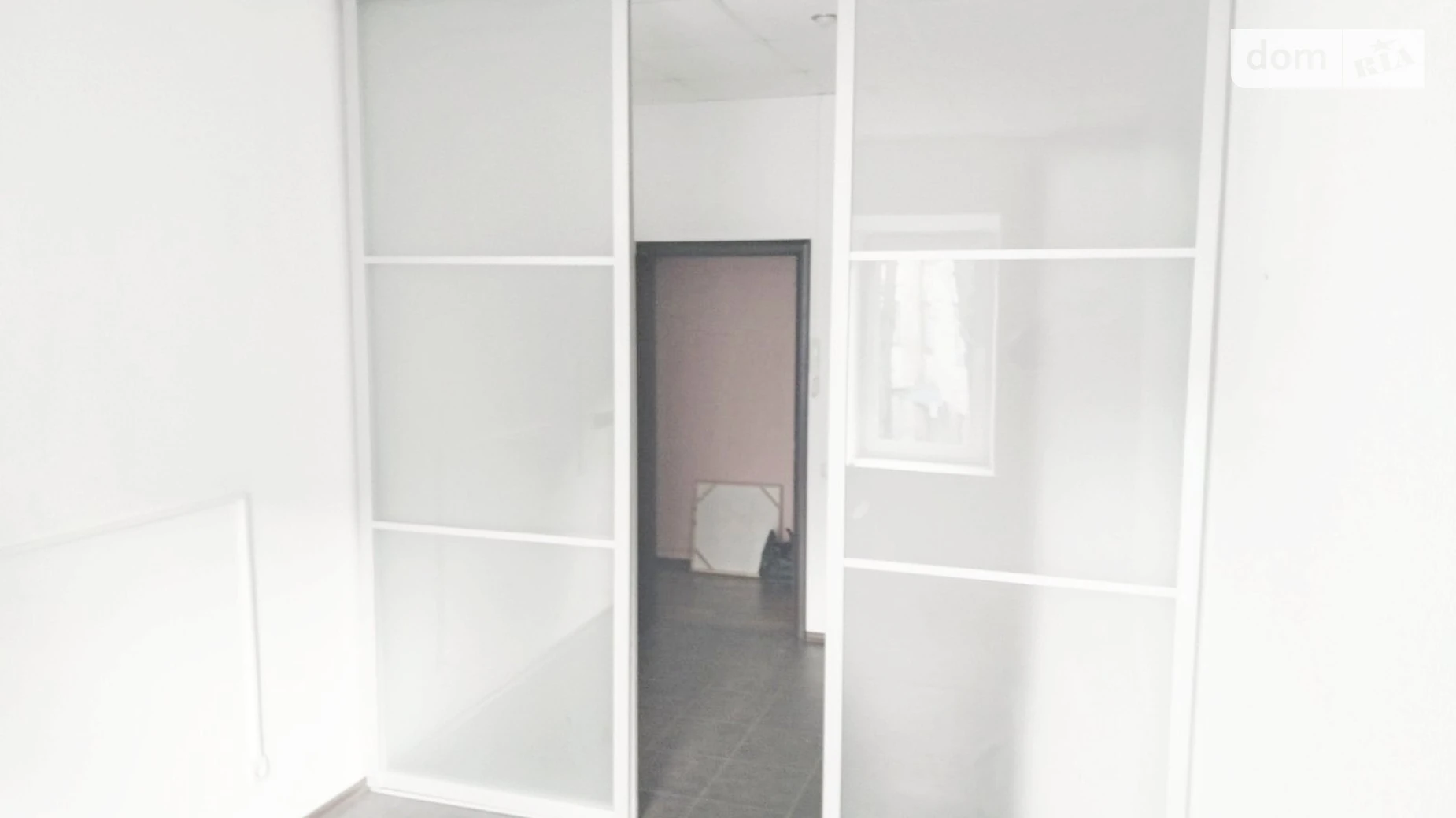 Здається в оренду приміщення вільного призначення 26 кв. м в 3-поверховій будівлі, цена: 12745 грн - фото 3