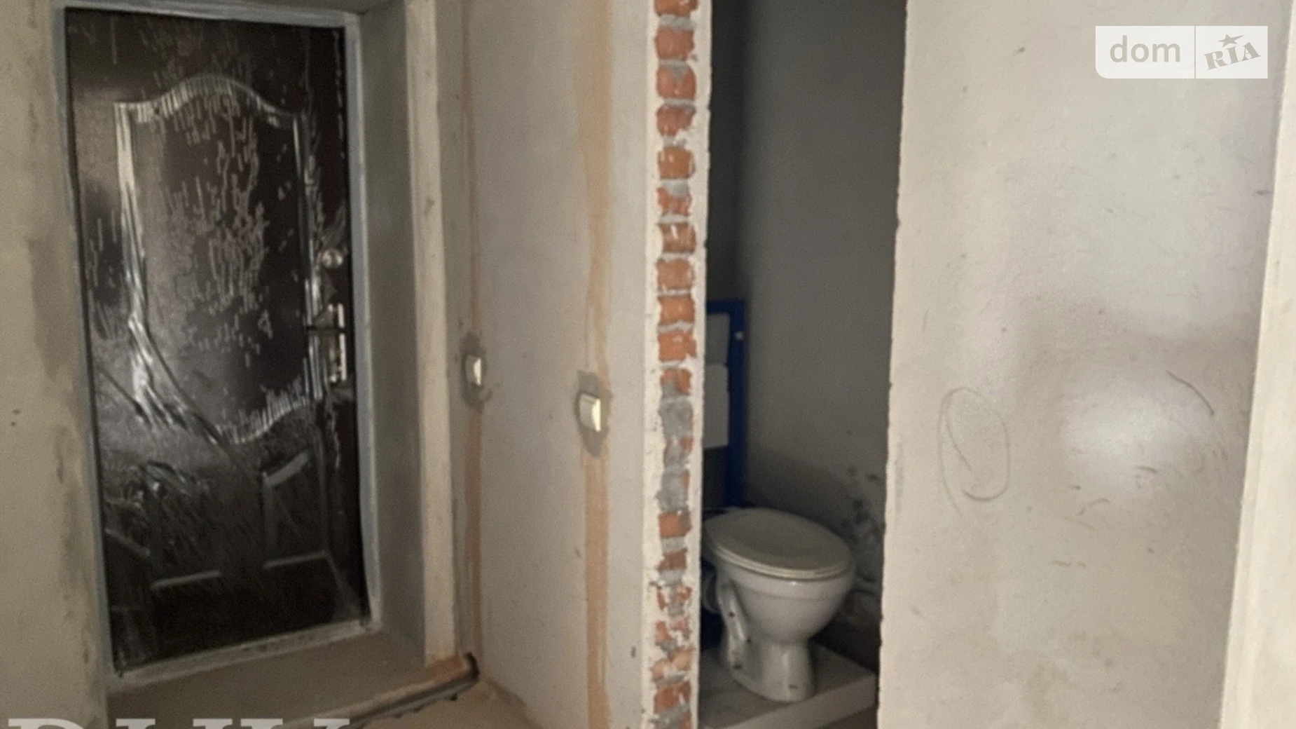 Продается 2-комнатная квартира 73.4 кв. м в Ужгороде, ул. Франко Ивана, 1В - фото 2