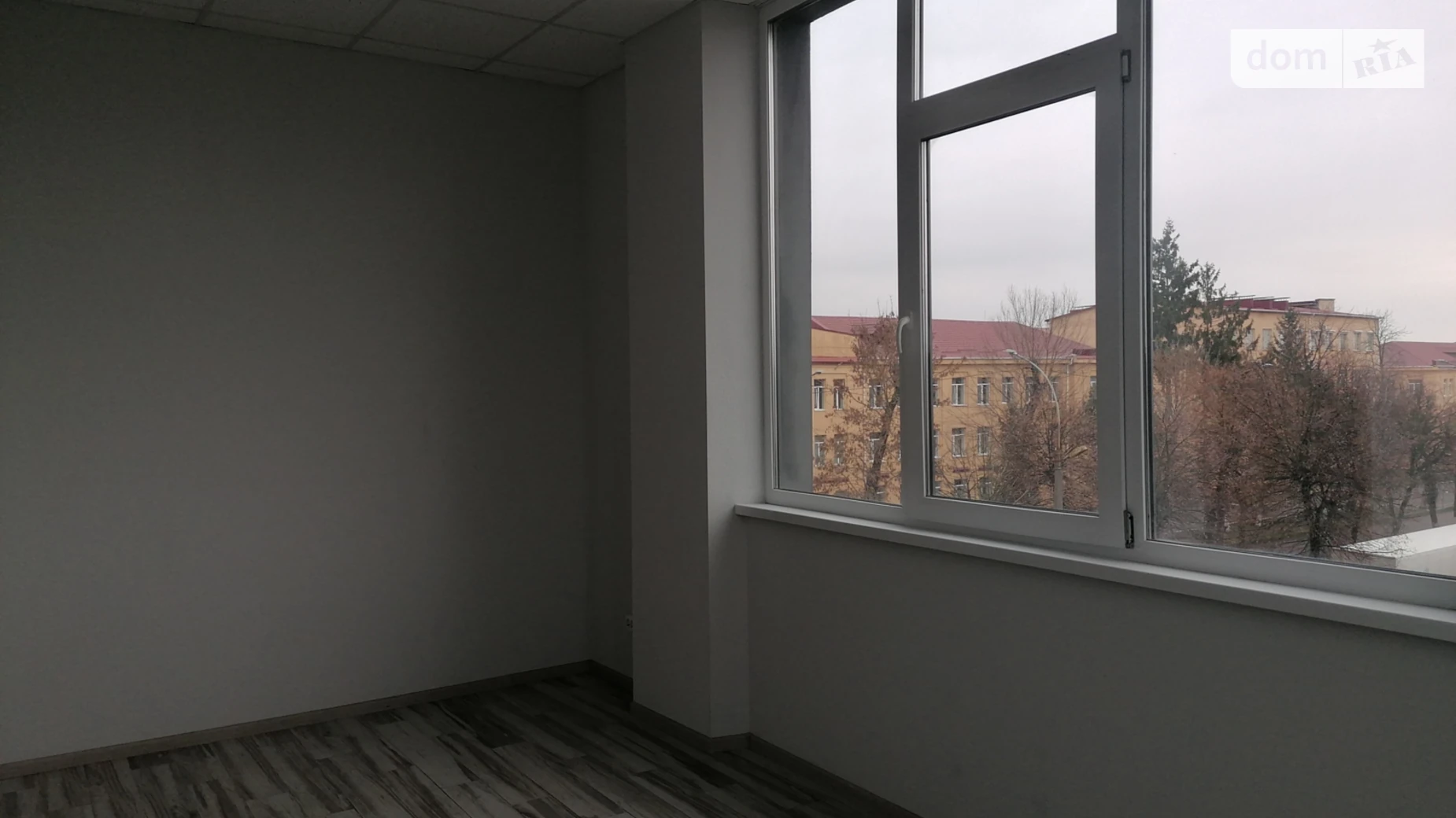 Сдается в аренду офис 30.2 кв. м в бизнес-центре, цена: 8000 грн - фото 3