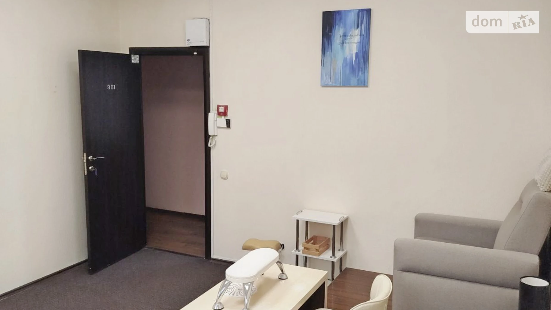 Здається в оренду офіс 20.5 кв. м в бізнес-центрі, цена: 8020 грн - фото 2