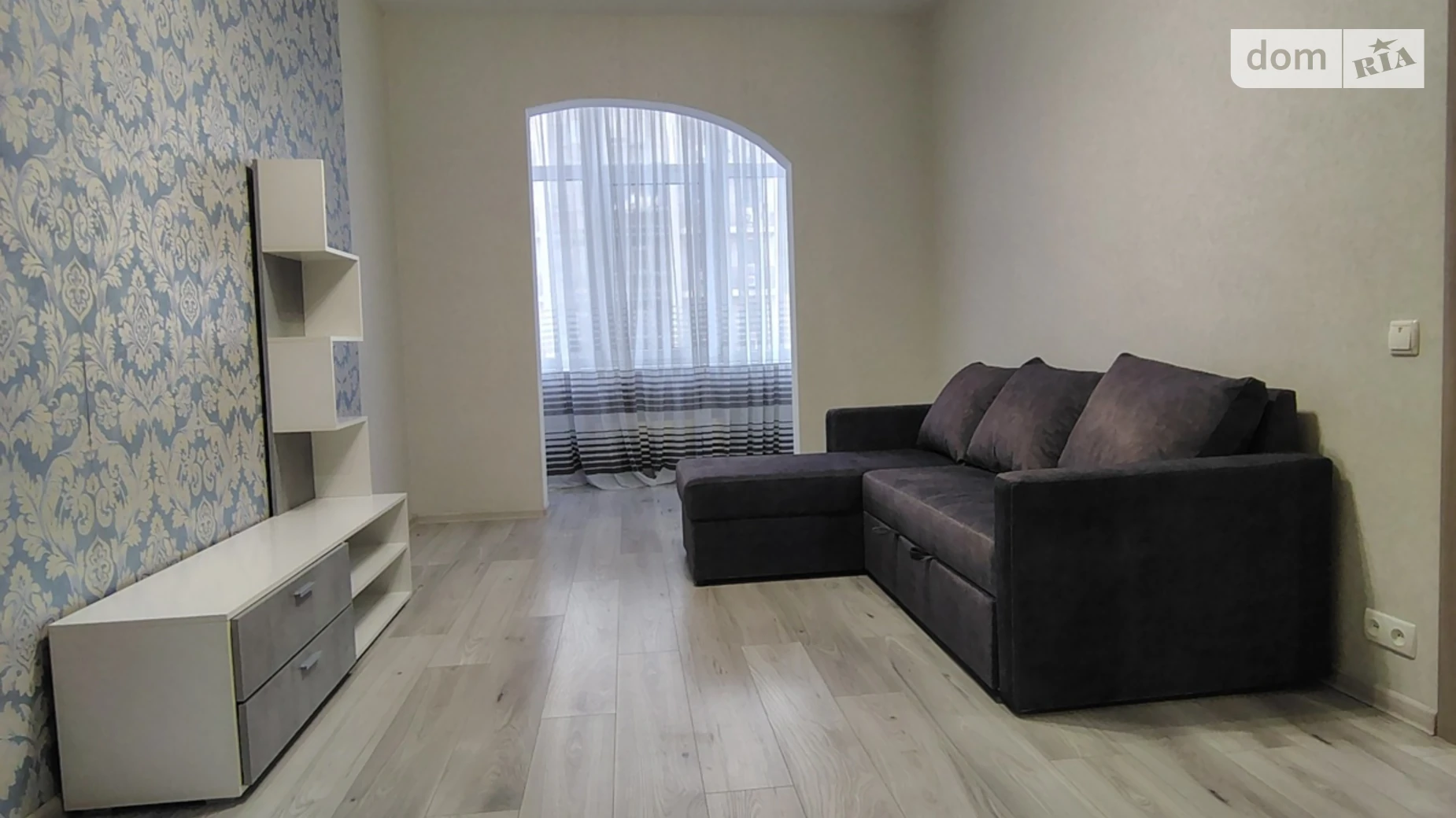 Сдается в аренду 1-комнатная квартира 42 кв. м в Одессе, ул. Жемчужная, 5 - фото 3