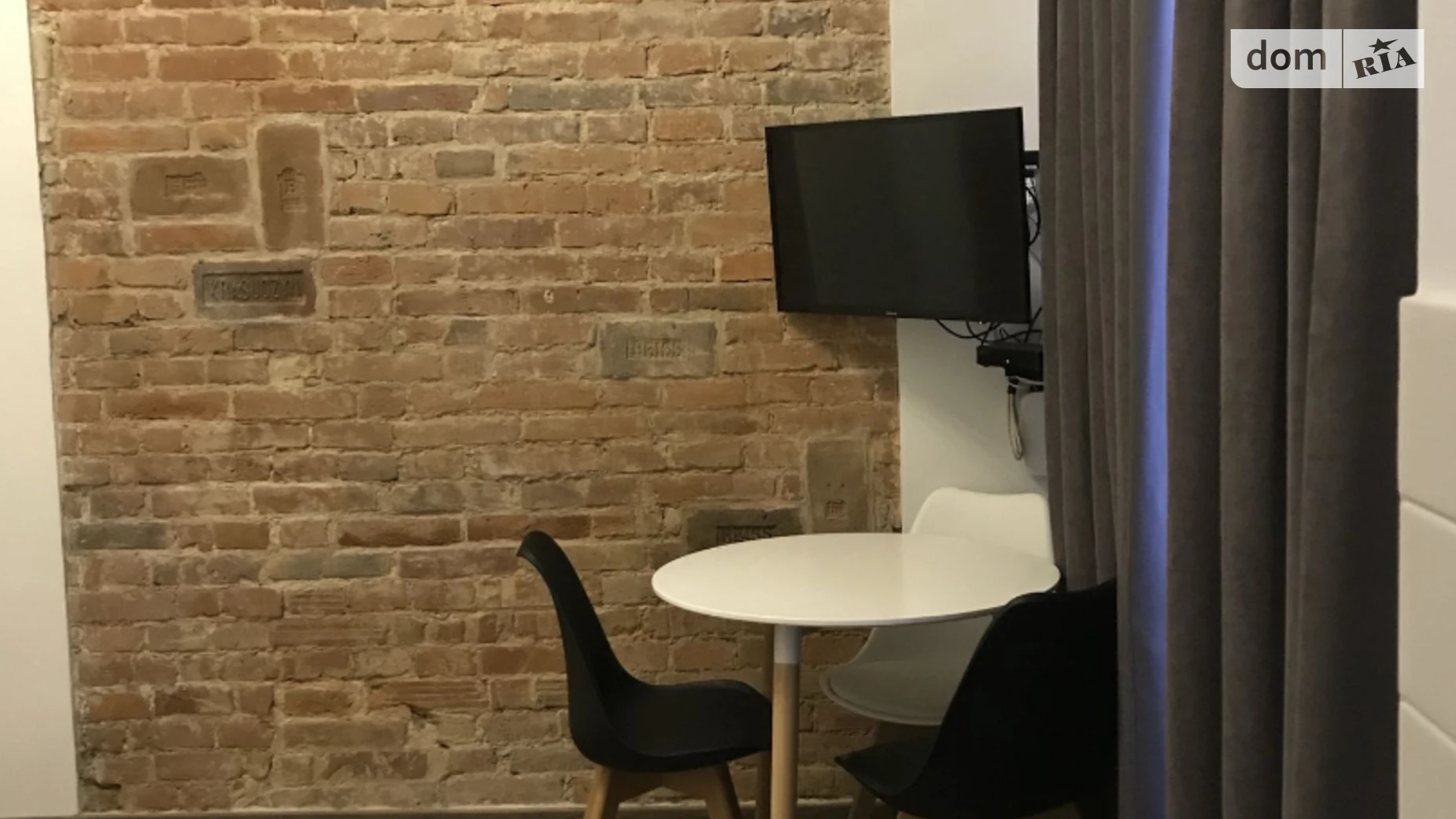 Сдается в аренду 1-комнатная квартира 30 кв. м в Львове, ул. Дорошенко Петра - фото 2
