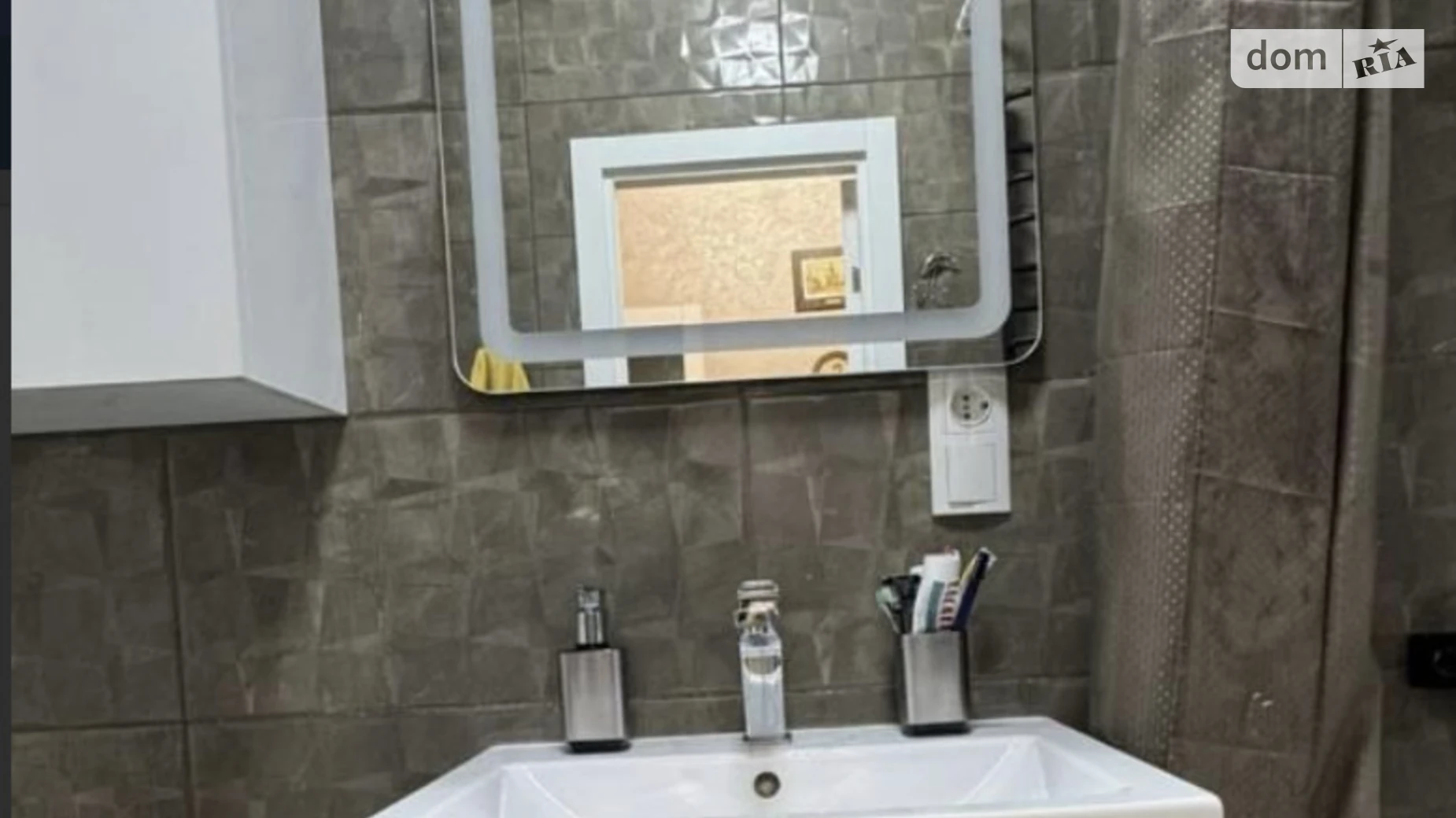 Продается 1-комнатная квартира 40 кв. м в Одессе, ул. Бугаевская, 44 - фото 3