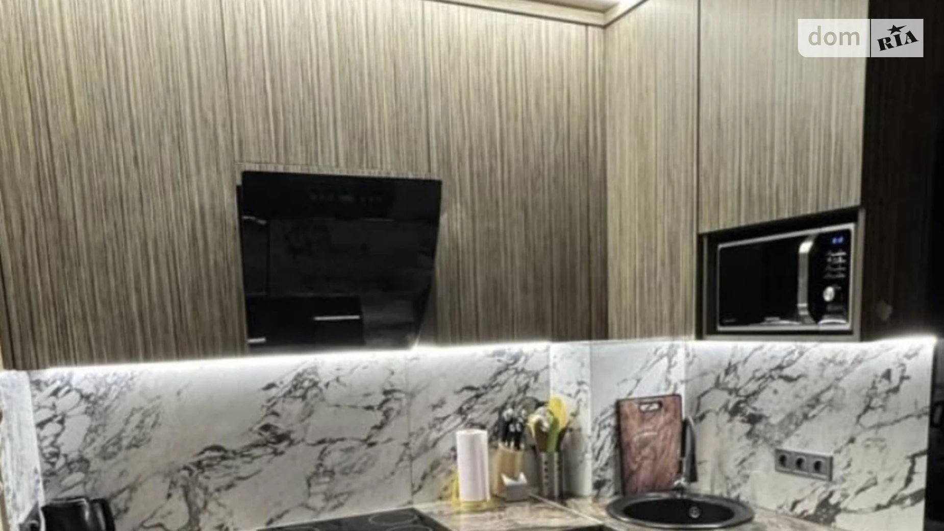 Продается 1-комнатная квартира 40 кв. м в Одессе, ул. Бугаевская, 44 - фото 5