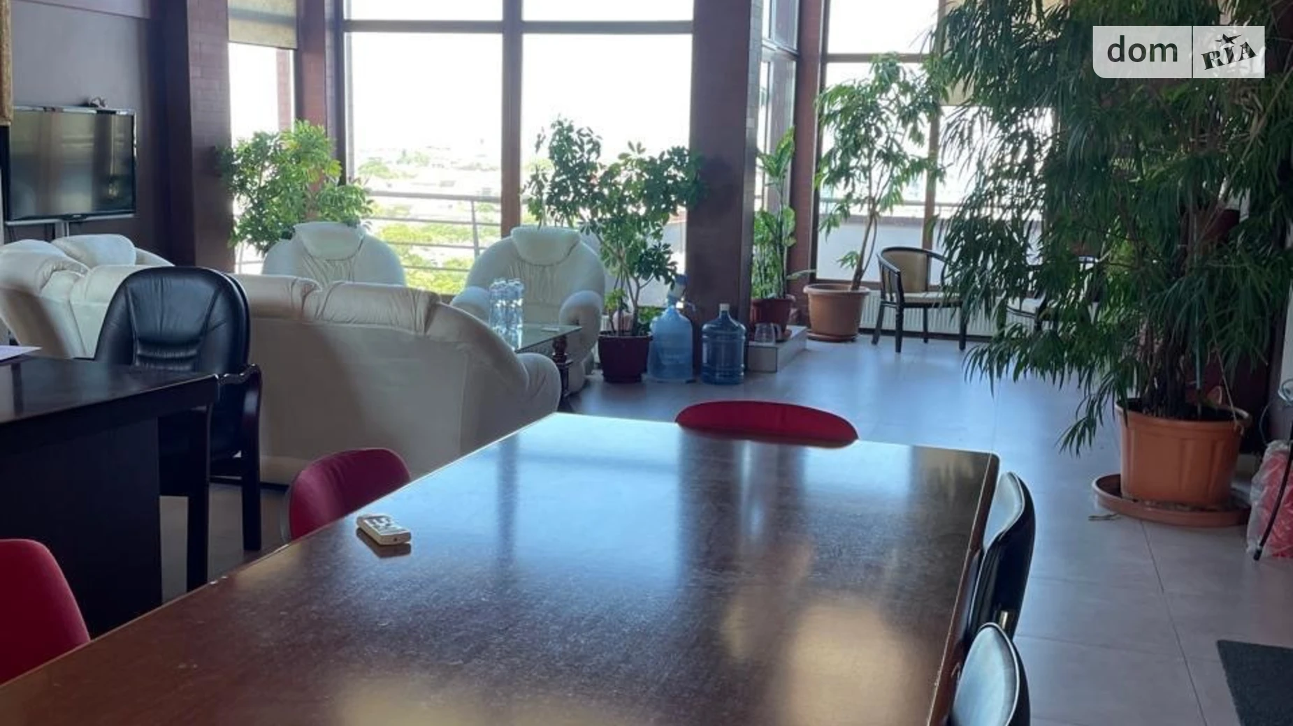 Продается офис 237.5 кв. м в бизнес-центре, цена: 500000 $ - фото 4