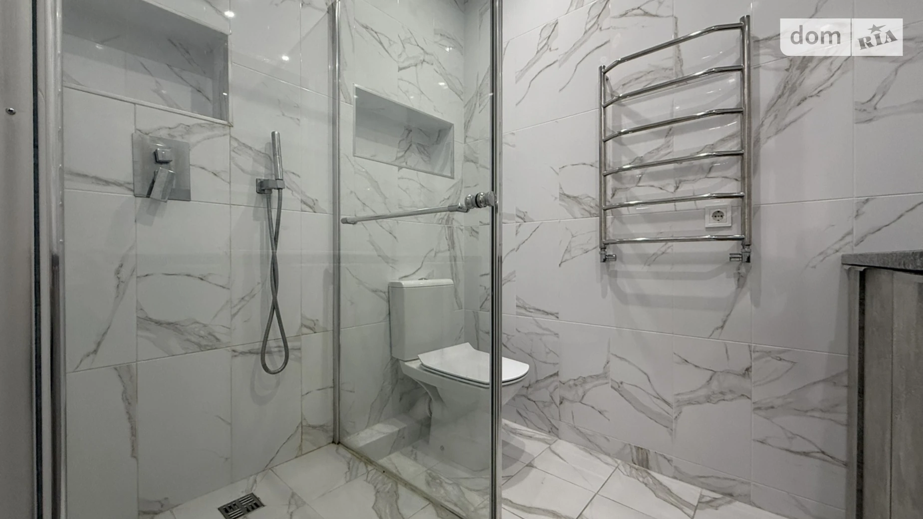 1-комнатная квартира 42 кв. м в Тернополе, ул. Глубокая Долина - фото 5