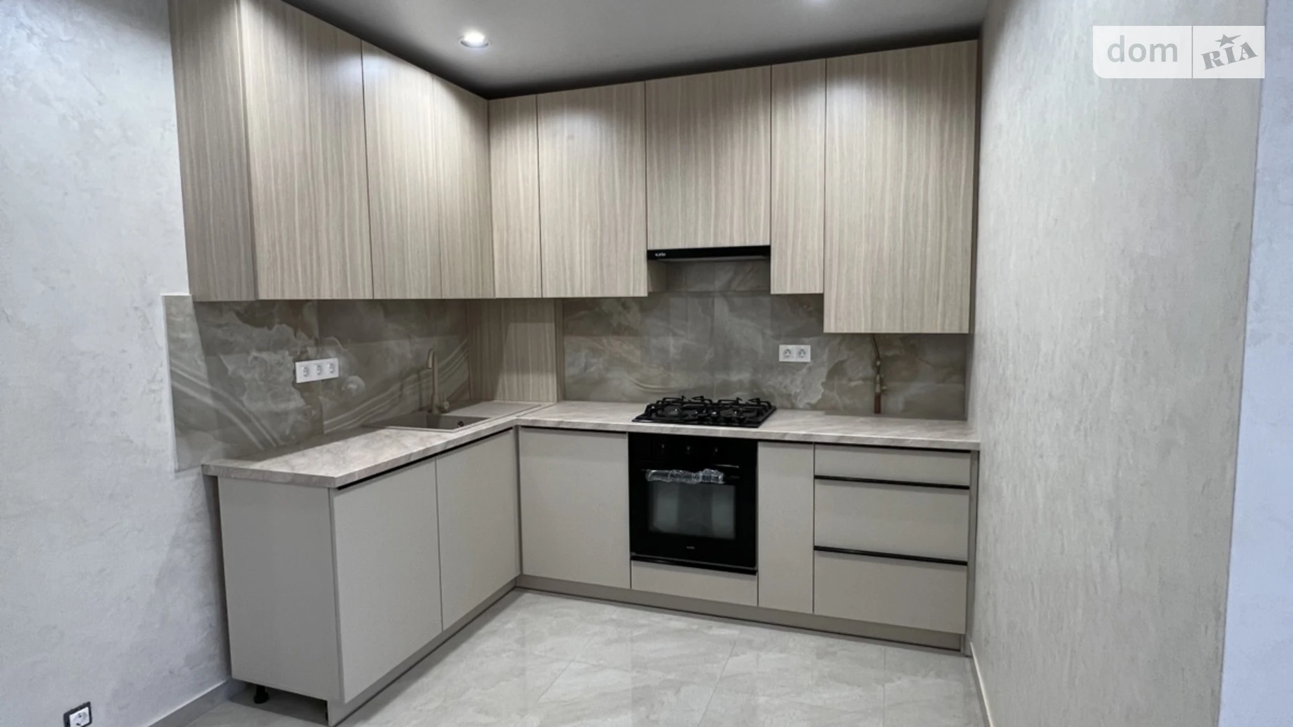 Продається 1-кімнатна квартира 59 кв. м у Бучі, вул. Івана Кожедуба, 2 - фото 2