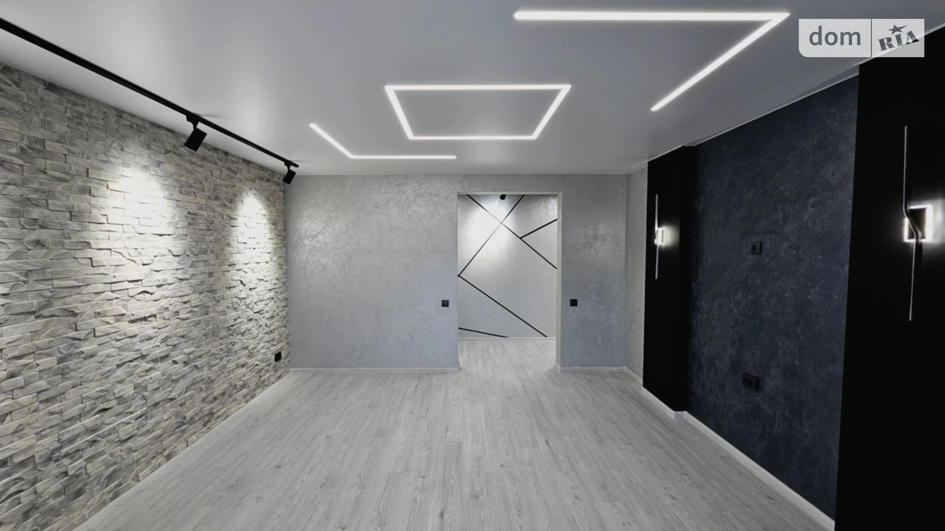 Продается 3-комнатная квартира 67.3 кв. м в Каменском, просп. Надднепрянский(50 лет СССР) - фото 2