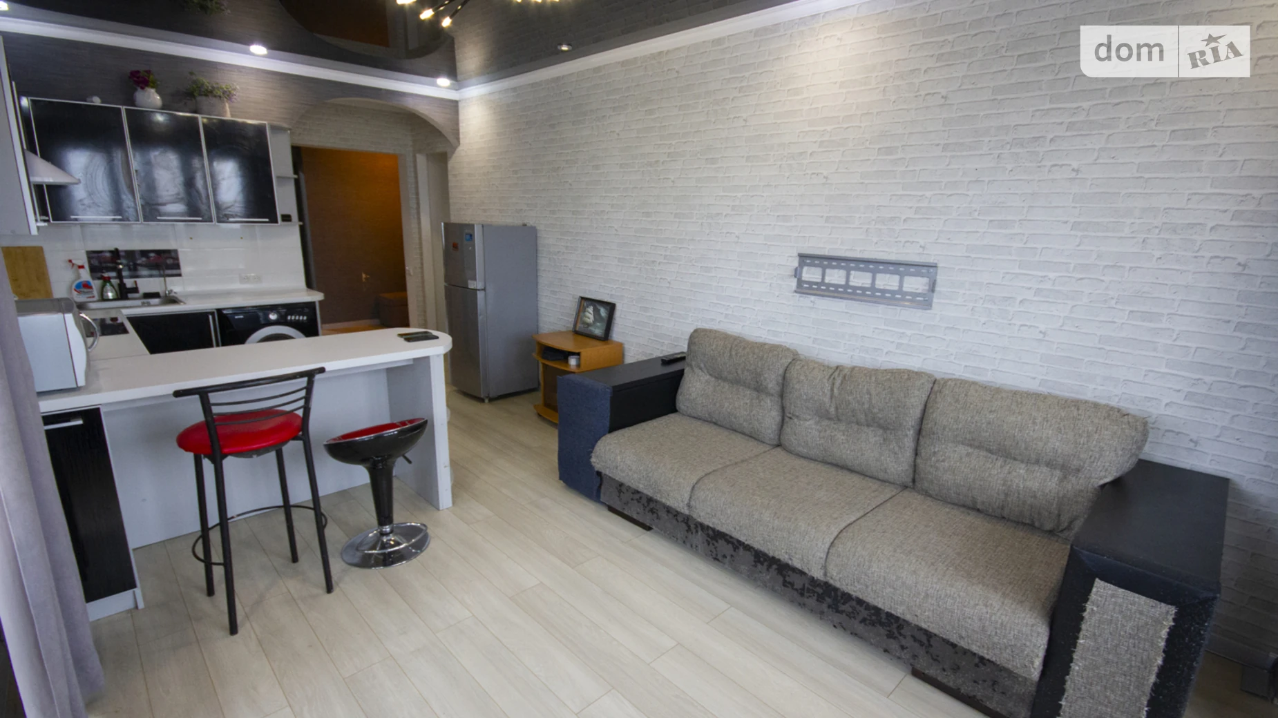 Здається в оренду 1-кімнатна квартира 55 кв. м у Одесі, вул. Дюківська, 8 - фото 3