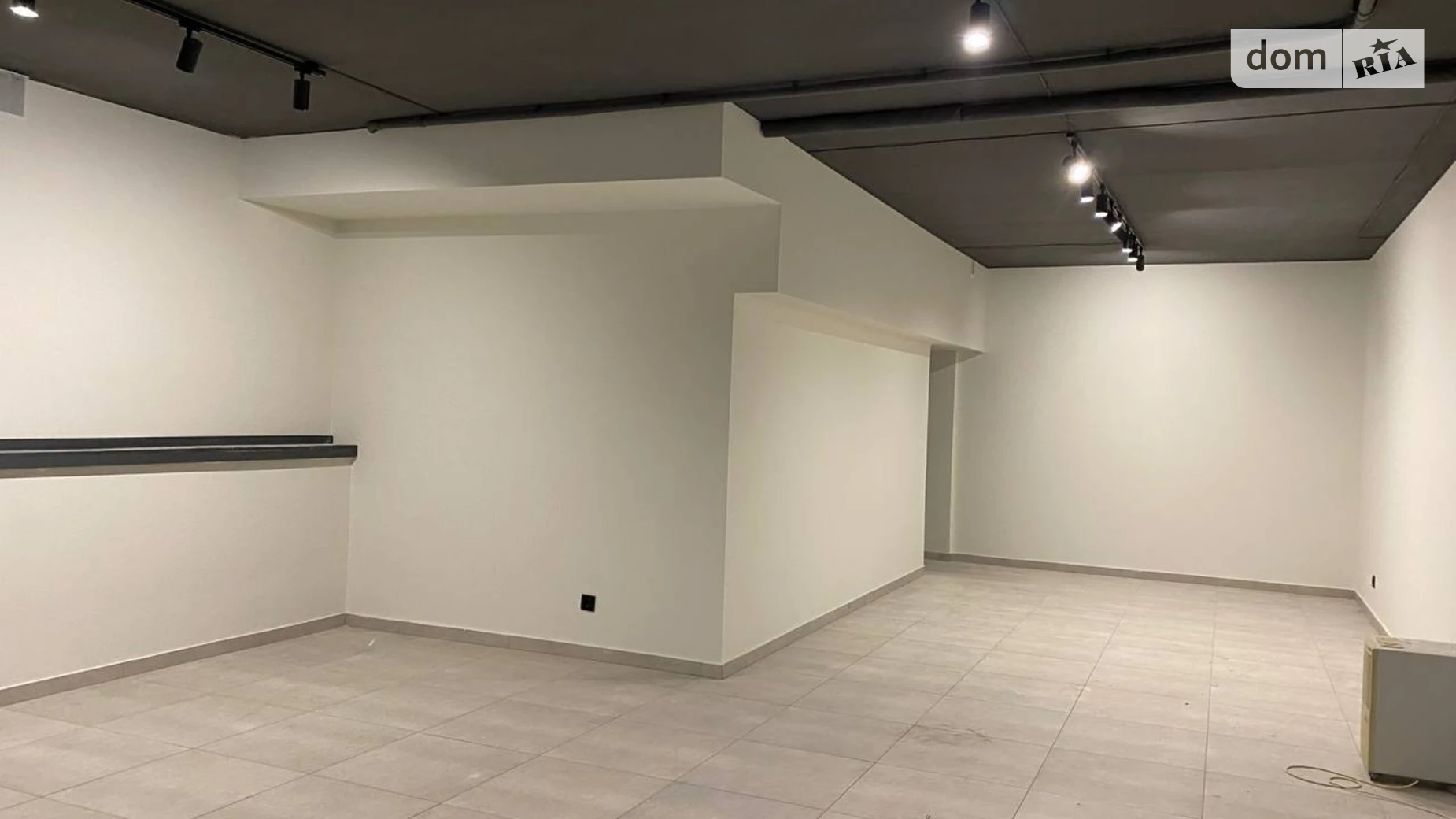 Сдается в аренду помещения свободного назначения 74 кв. м в 4-этажном здании, цена: 12000 грн - фото 2