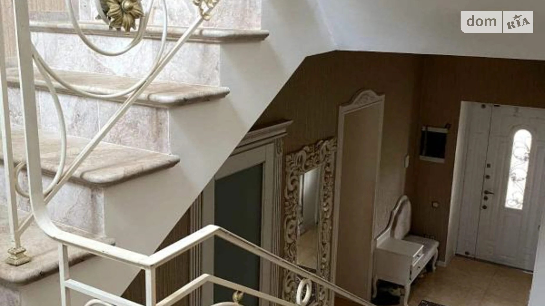 Продается дом на 2 этажа 283.5 кв. м с камином, цена: 350000 $ - фото 5