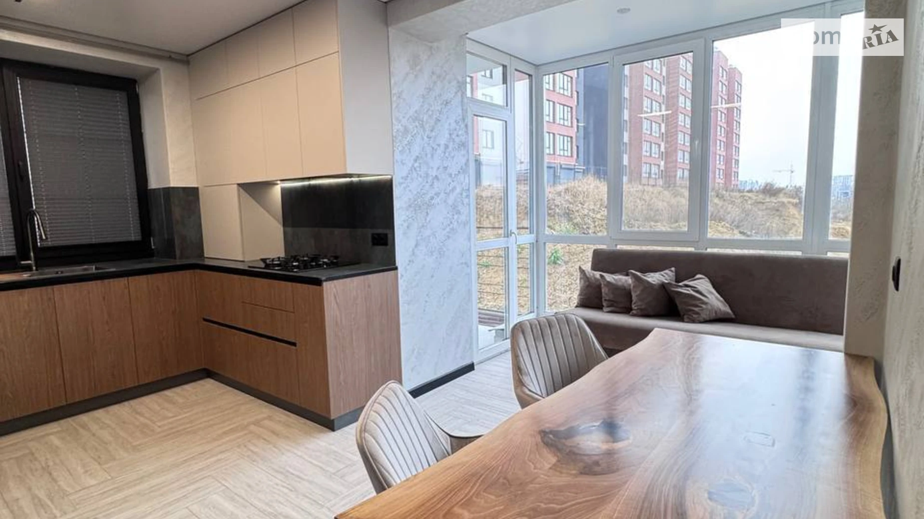 Продается 2-комнатная квартира 72 кв. м в Хмельницком, ул. Панаса Мирного - фото 2