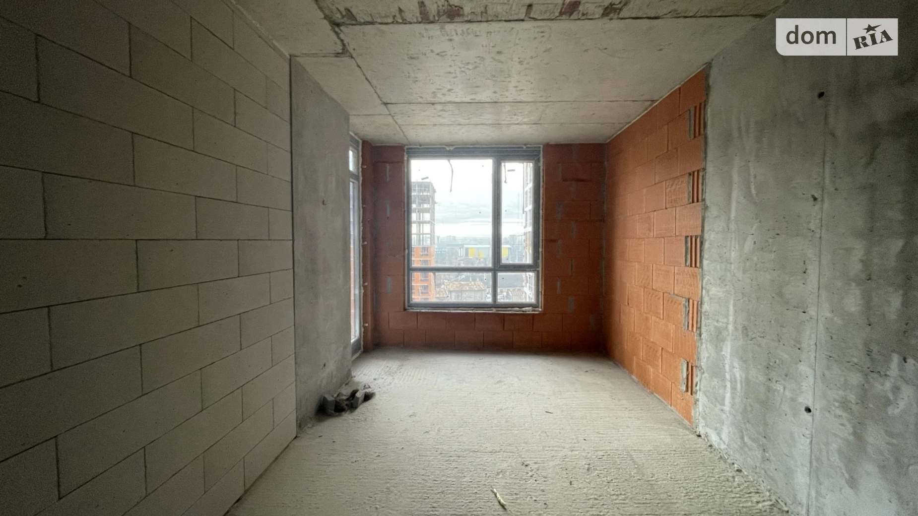 Продается 2-комнатная квартира 72 кв. м в Ивано-Франковске, ул. Независимости, 136 - фото 4