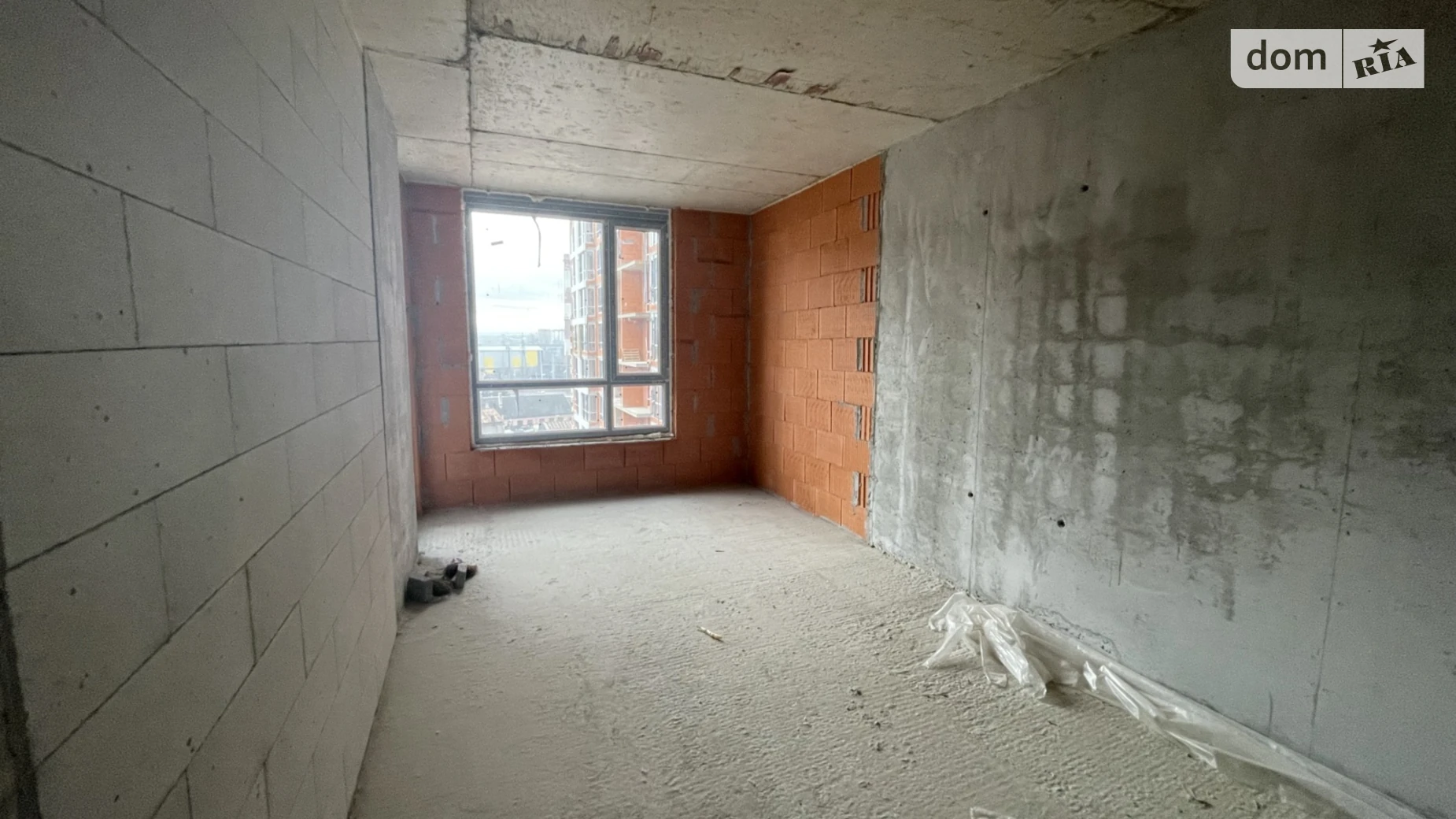 Продается 2-комнатная квартира 72 кв. м в Ивано-Франковске, ул. Независимости, 136 - фото 5