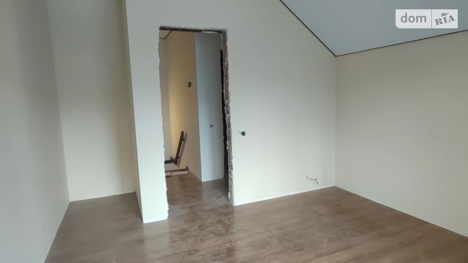 Продается часть дома 75.4 кв. м с гаражом, цена: 125990 $ - фото 3