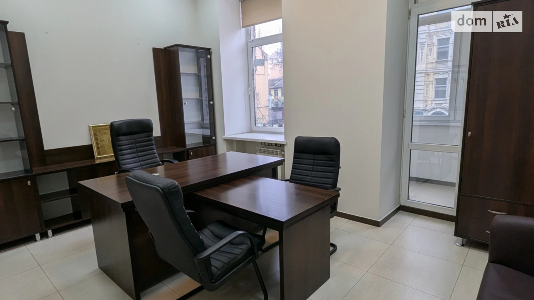 Сдается в аренду офис 98.4 кв. м в бизнес-центре, цена: 78000 грн - фото 3