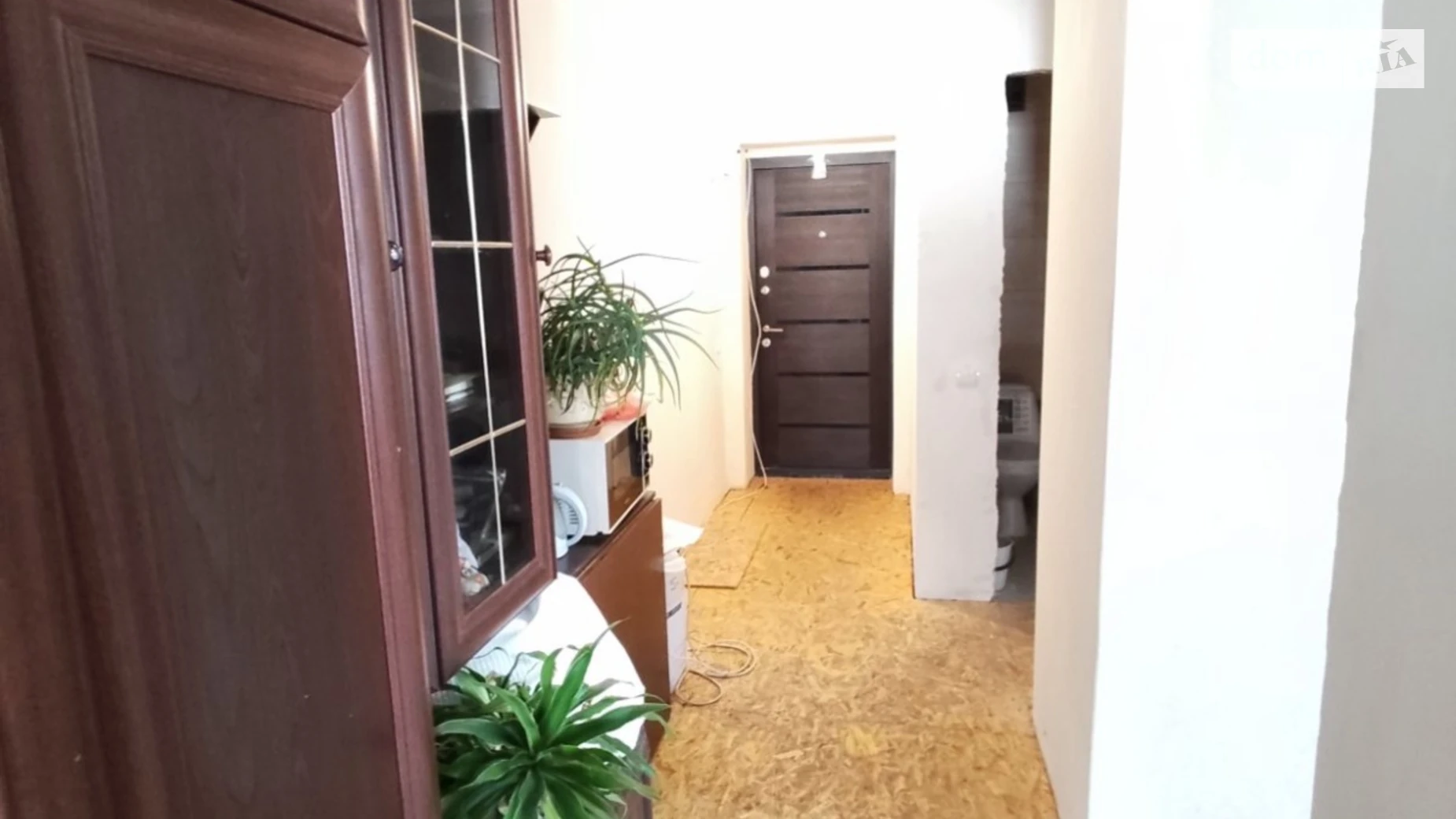 Продается 3-комнатная квартира 50.1 кв. м в Ровно, ул. Замковая, 10А - фото 2