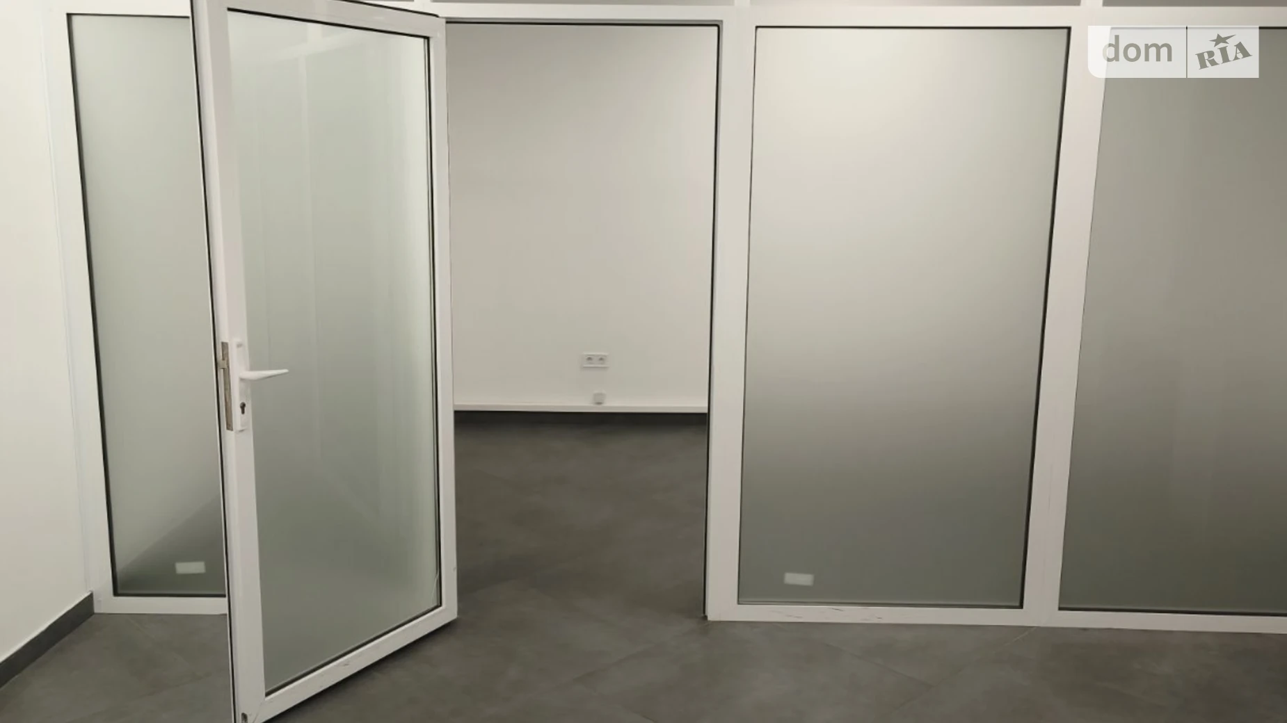 Здається в оренду офіс 220 кв. м в бізнес-центрі, цена: 105600 грн - фото 4