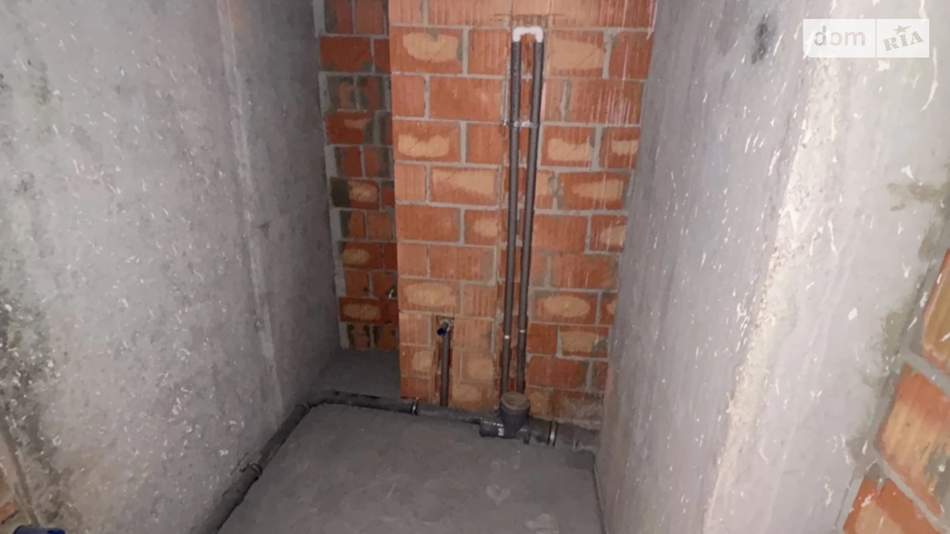 Продается 2-комнатная квартира 65 кв. м в Буче, бул. Леонида Бирюкова, 4 - фото 2