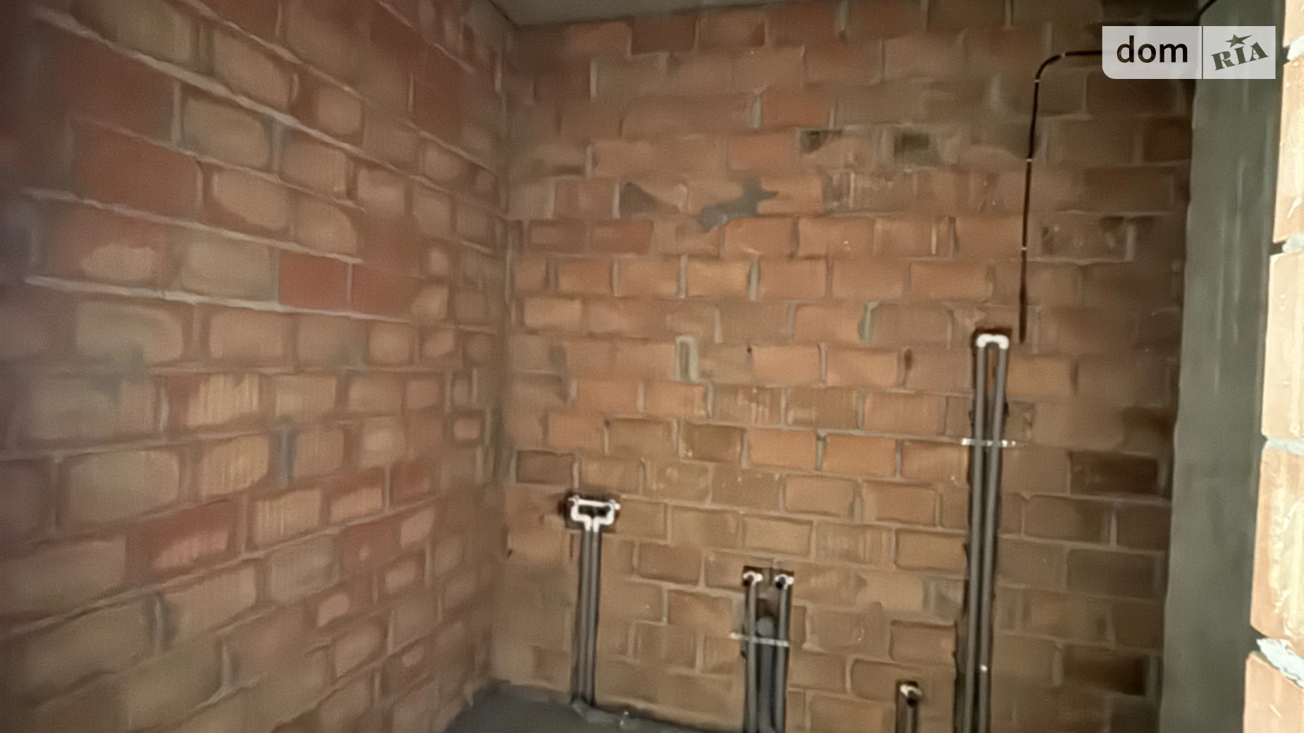 Продается 1-комнатная квартира 38 кв. м в Буче, бул. Леонида Бирюкова, 3А - фото 2