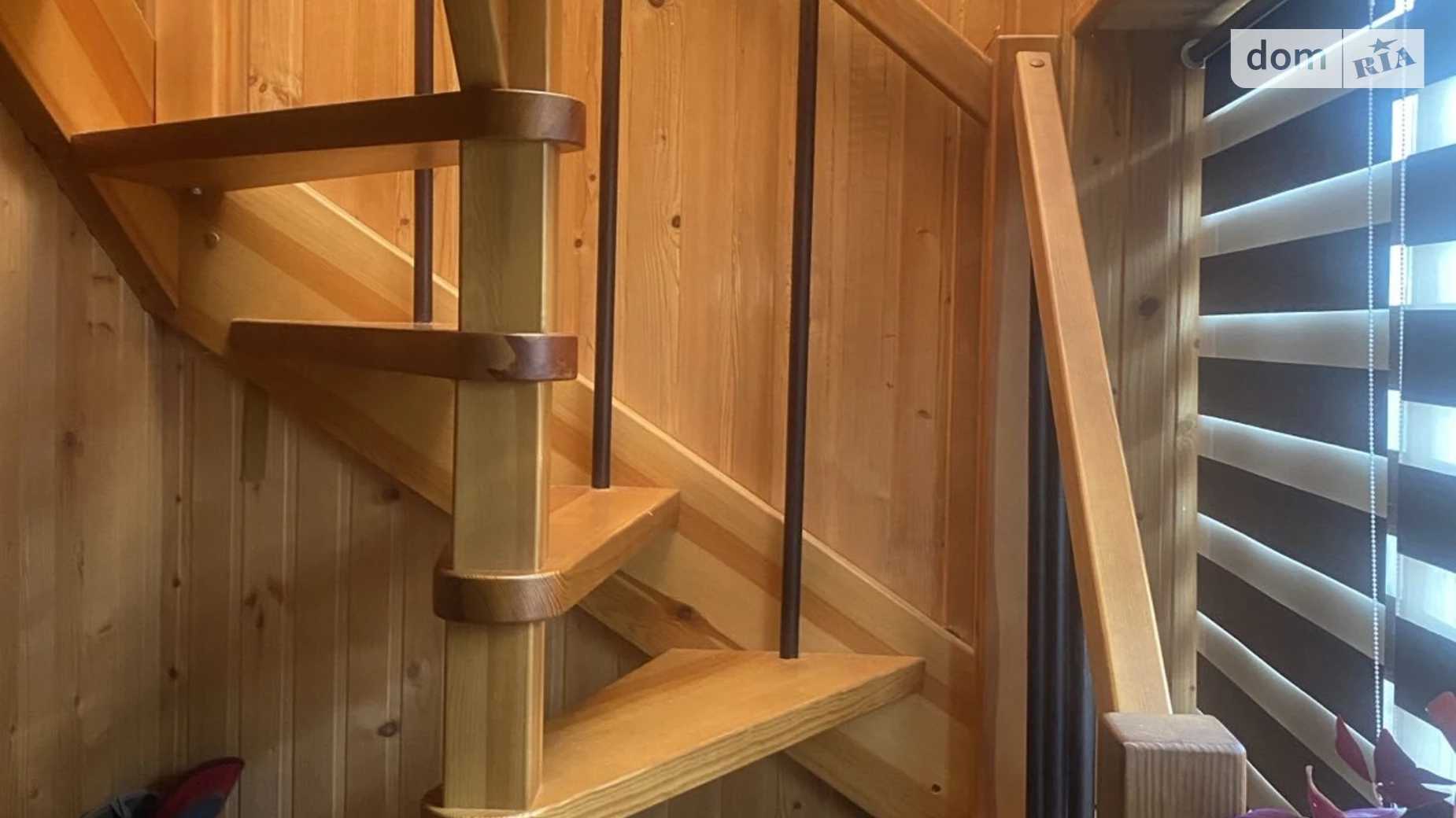 Продается дом на 3 этажа 178 кв. м с подвалом, цена: 85999 $ - фото 2