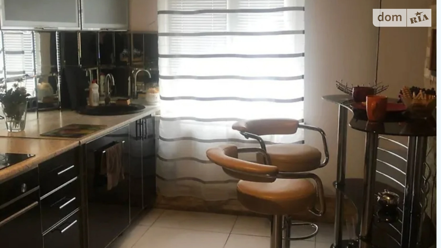 Продается дом на 2 этажа 100 кв. м с беседкой, цена: 100000 $ - фото 3