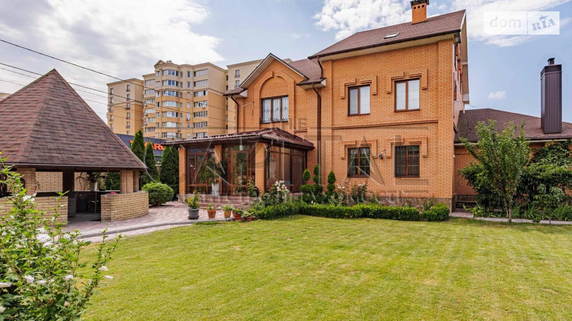 Продается дом на 3 этажа 423.6 кв. м с балконом, цена: 910000 $ - фото 3