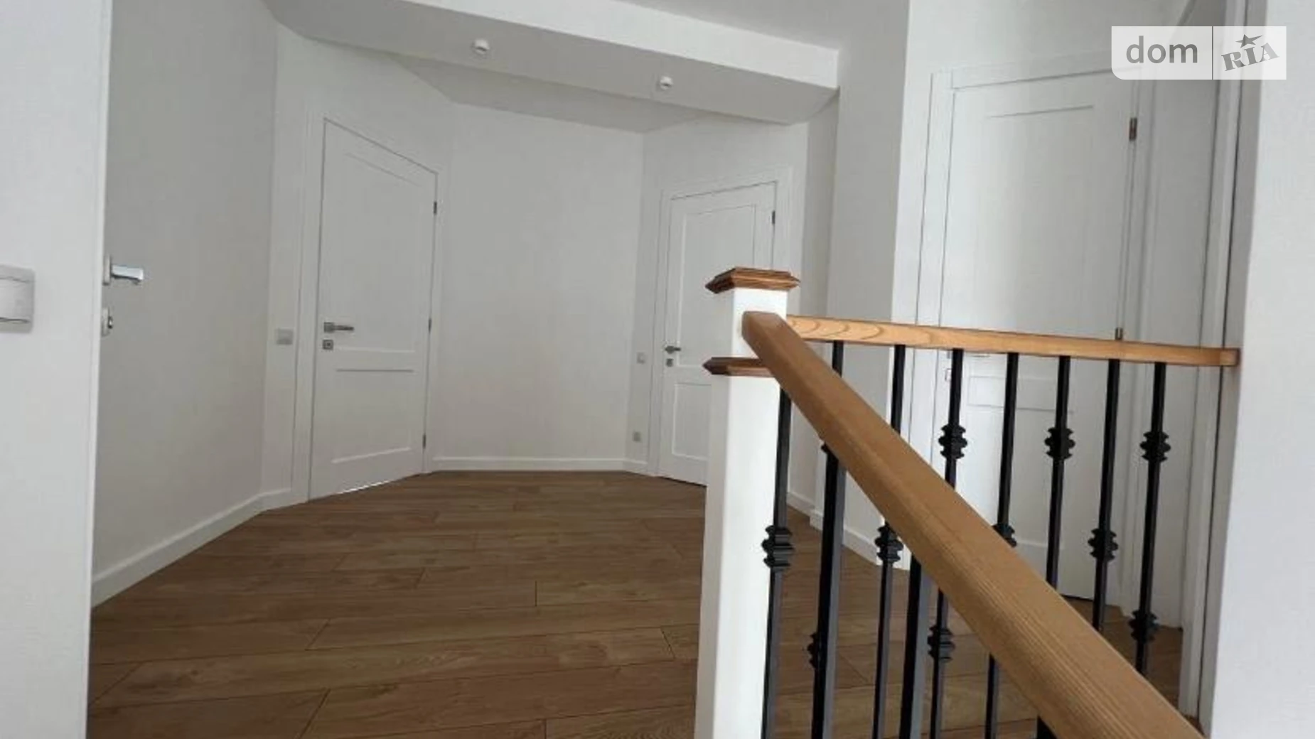 Продается дом на 2 этажа 212 кв. м с верандой, цена: 250000 $ - фото 5