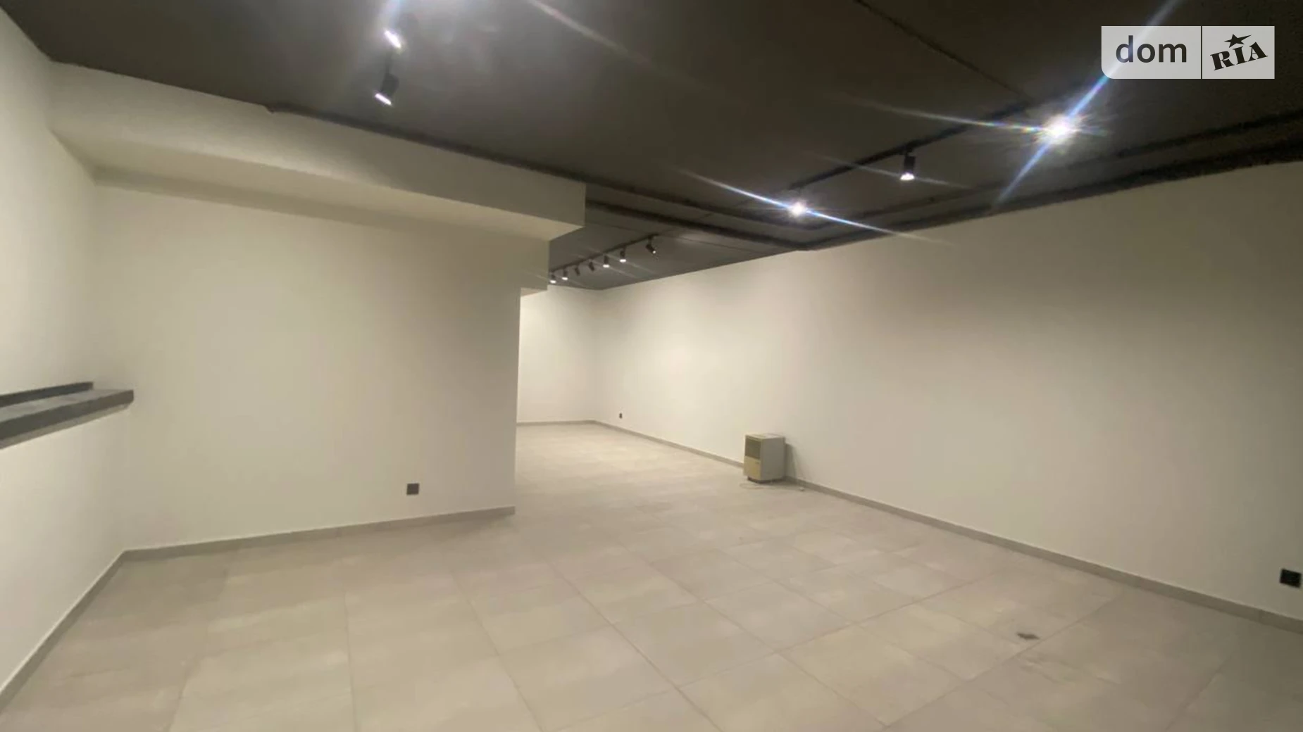 Сдается в аренду помещения свободного назначения 74 кв. м в 4-этажном здании, цена: 12000 грн - фото 2