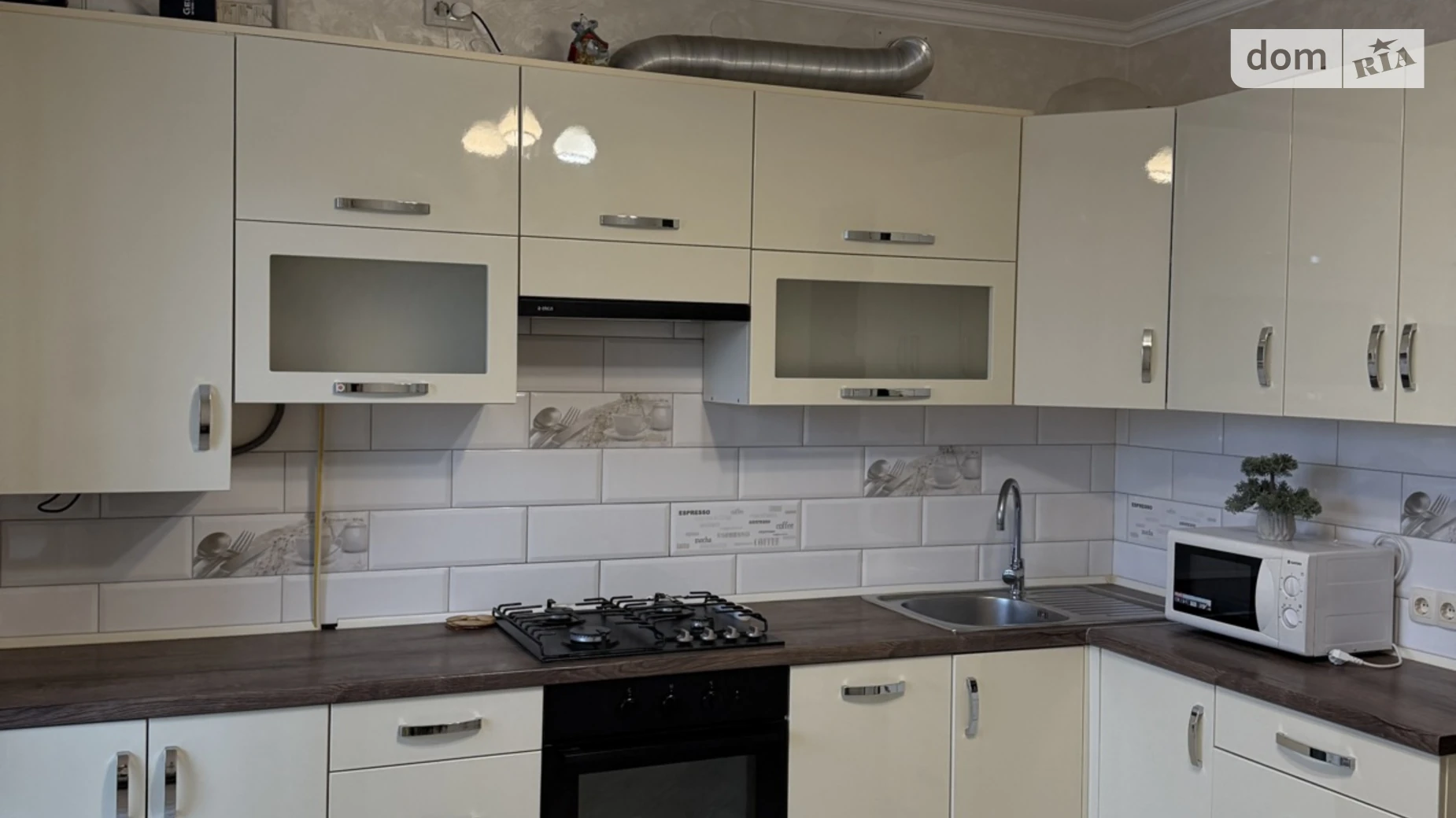 Сдается в аренду 1-комнатная квартира 47 кв. м в Львове, ул. Рубчака Ивана - фото 2