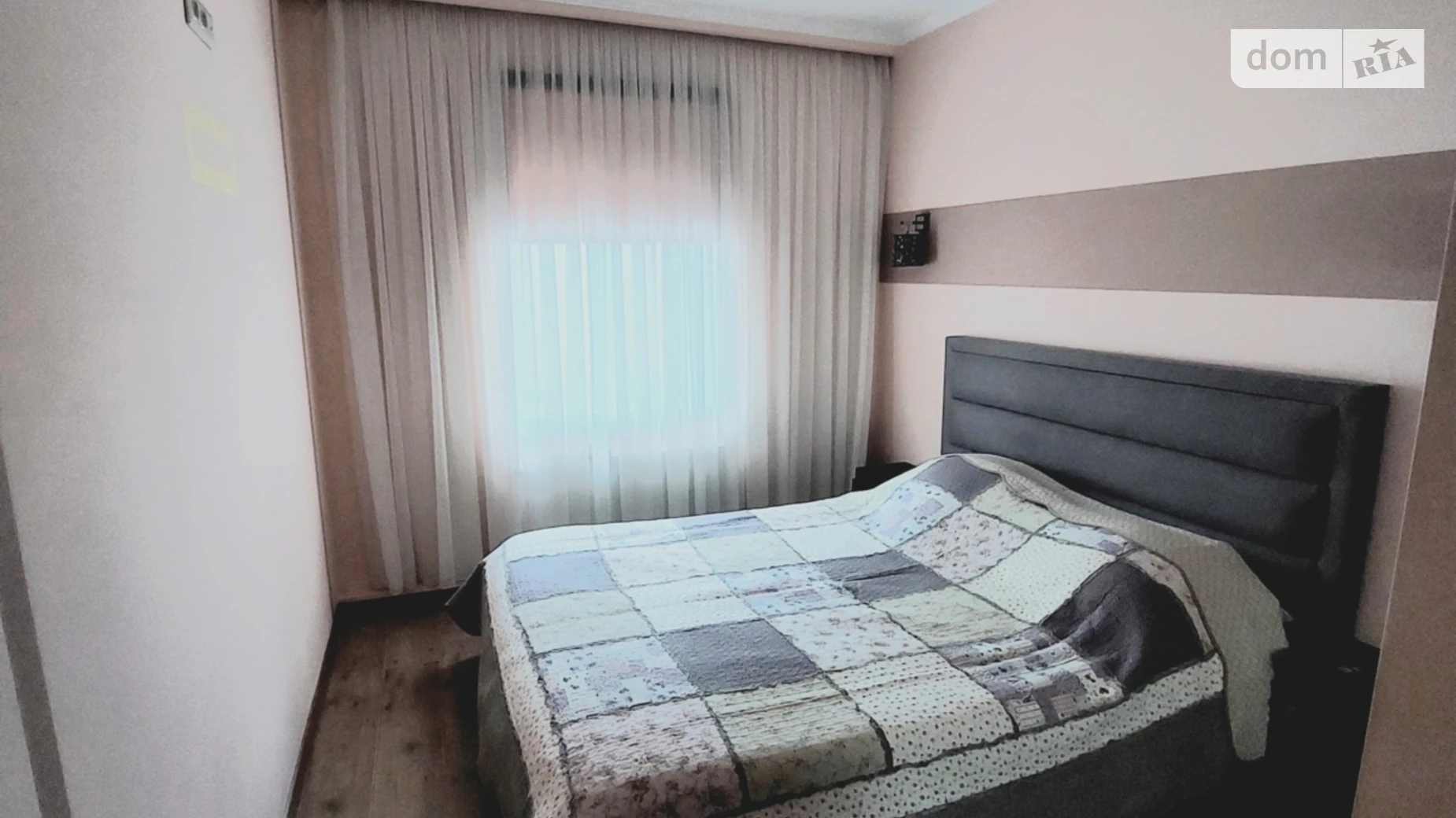 Продается дом на 2 этажа 215.3 кв. м с бассейном, цена: 220000 $ - фото 2