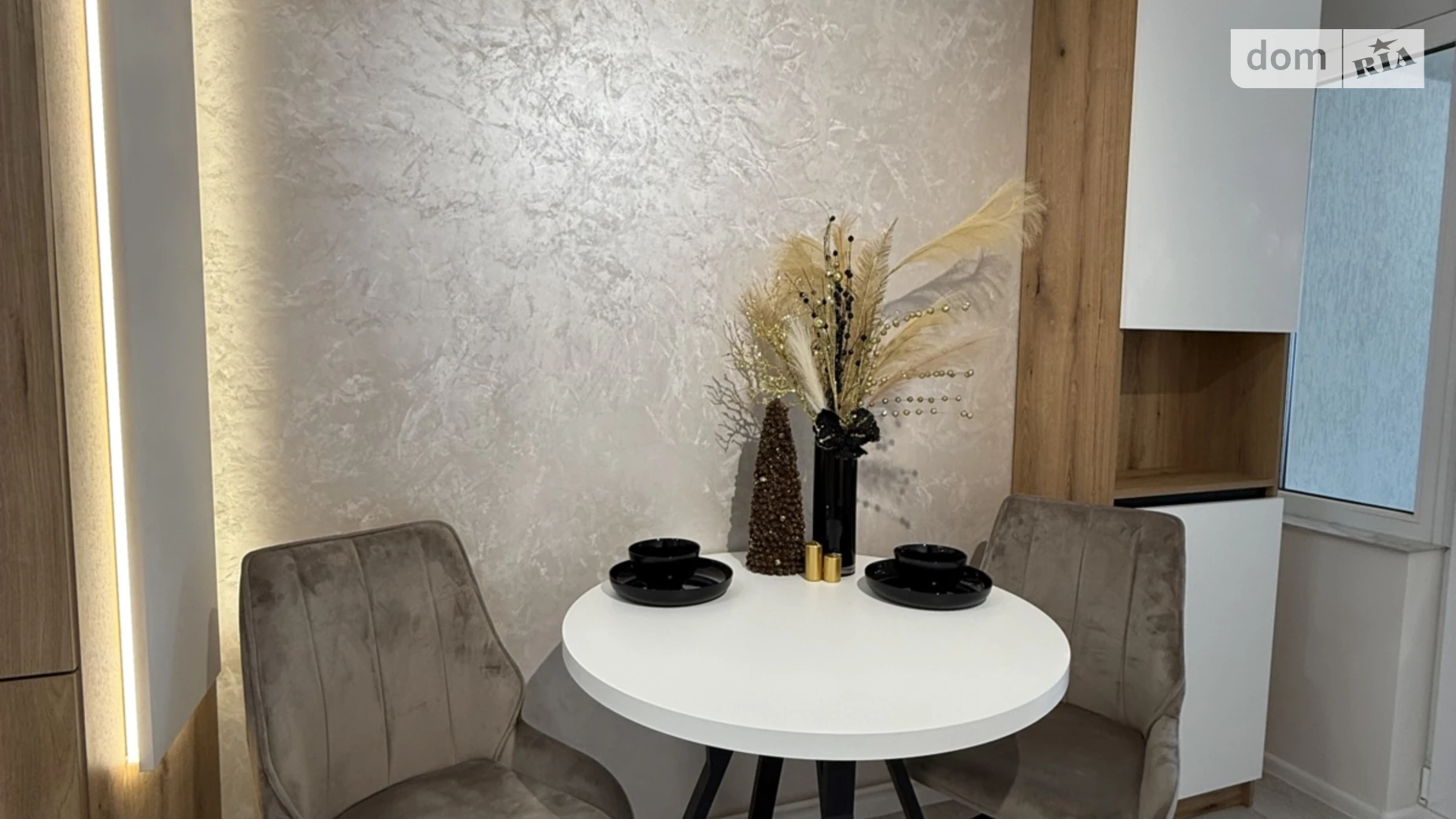 2-комнатная квартира 73 кв. м в Тернополе, ул. Киевская - фото 5