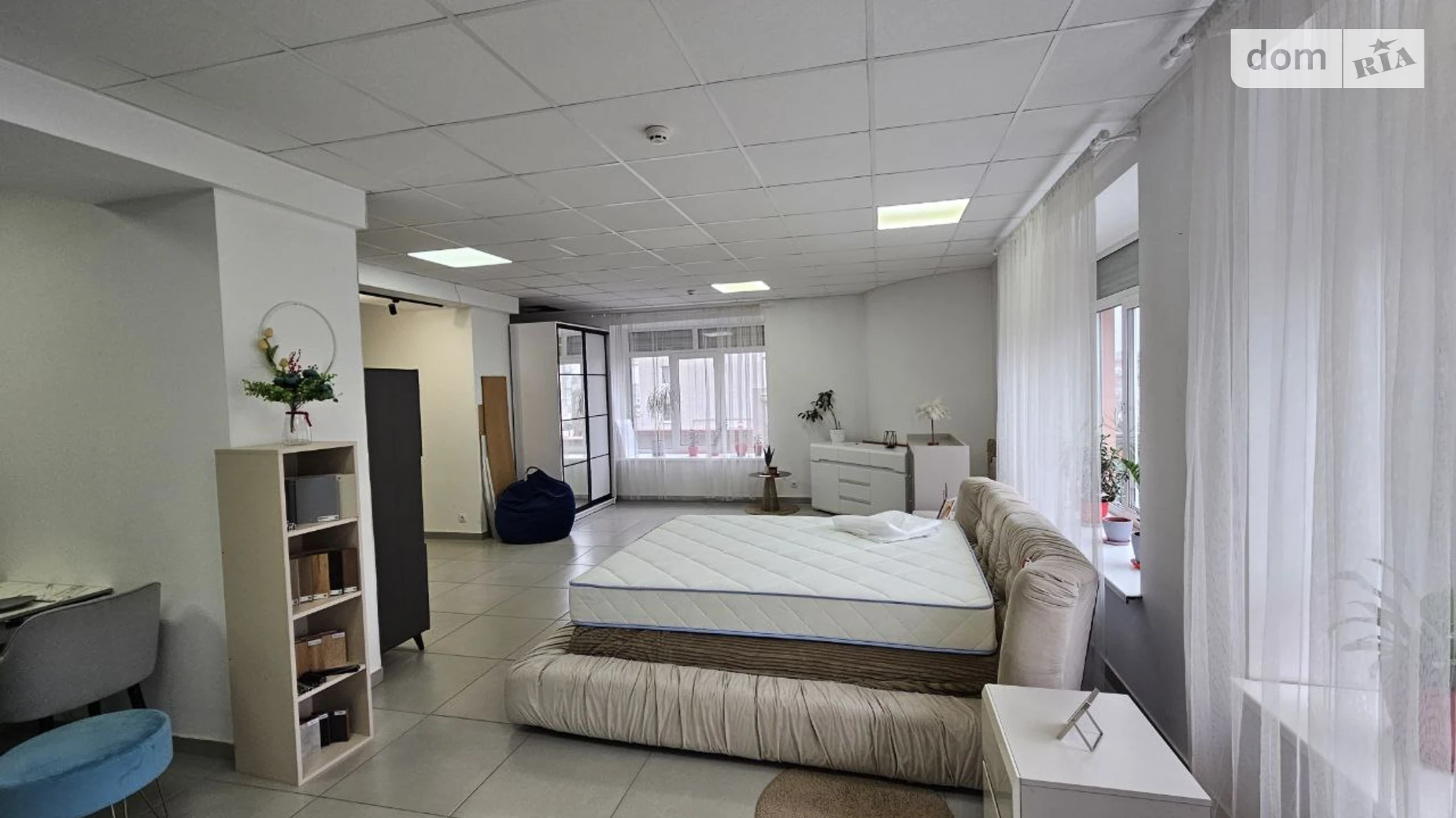 Сдается в аренду помещения свободного назначения 121.4 кв. м в 10-этажном здании, цена: 36600 грн - фото 2