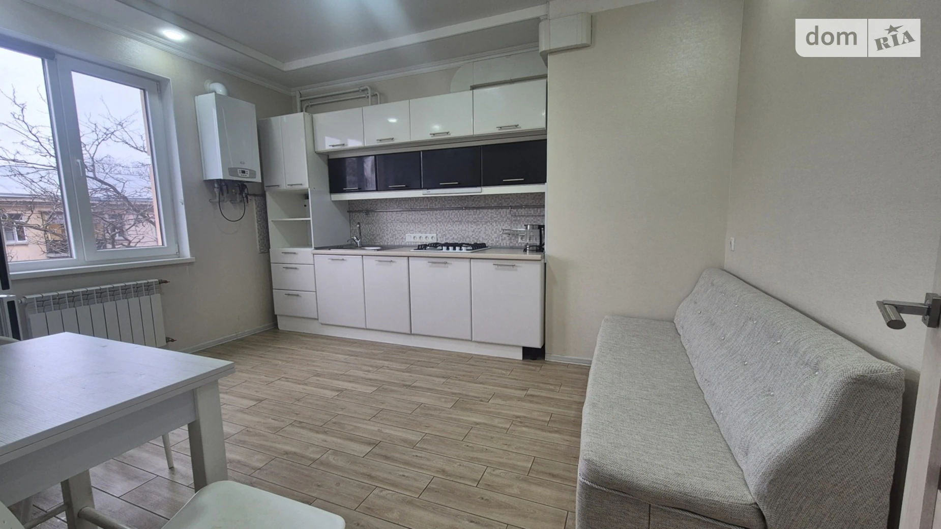 Сдается в аренду 1-комнатная квартира 50 кв. м в Одессе, ул. Новосельского, 19 - фото 3