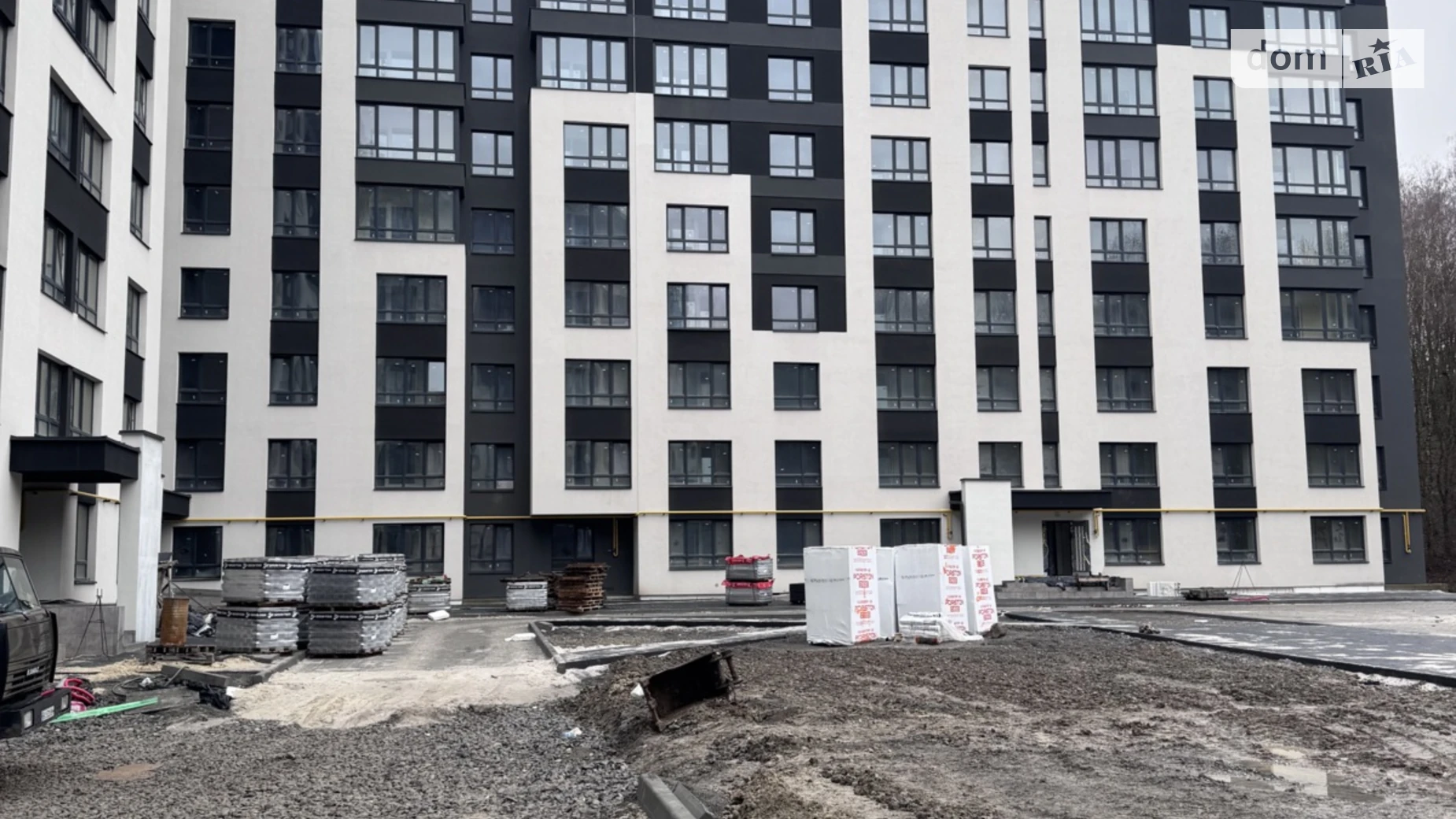 3-комнатная квартира 92 кв. м в Тернополе, ул. Львовская - фото 2