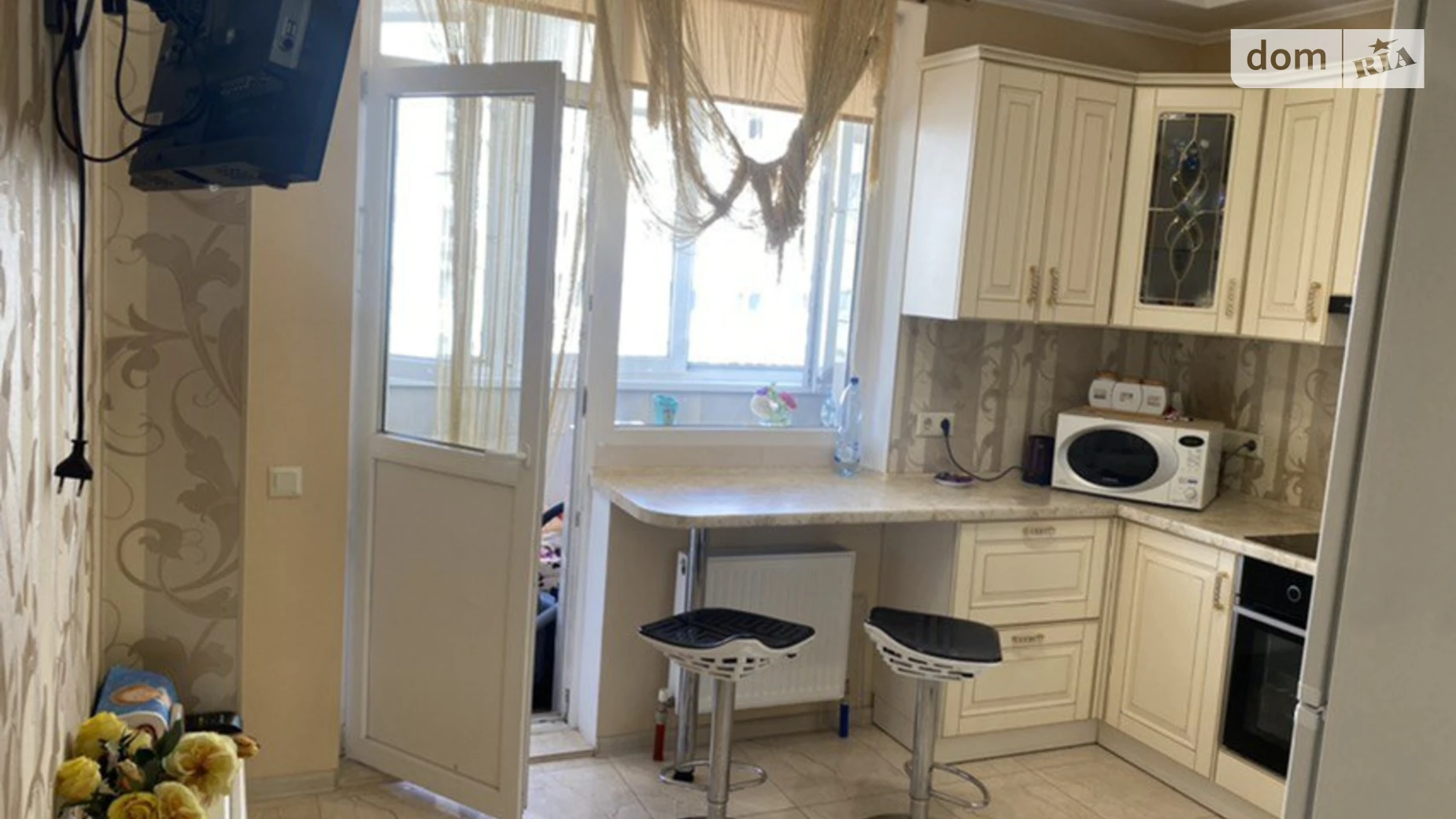 Сдается в аренду 1-комнатная квартира 42 кв. м в Одессе, мас. Радужный, 15 - фото 2