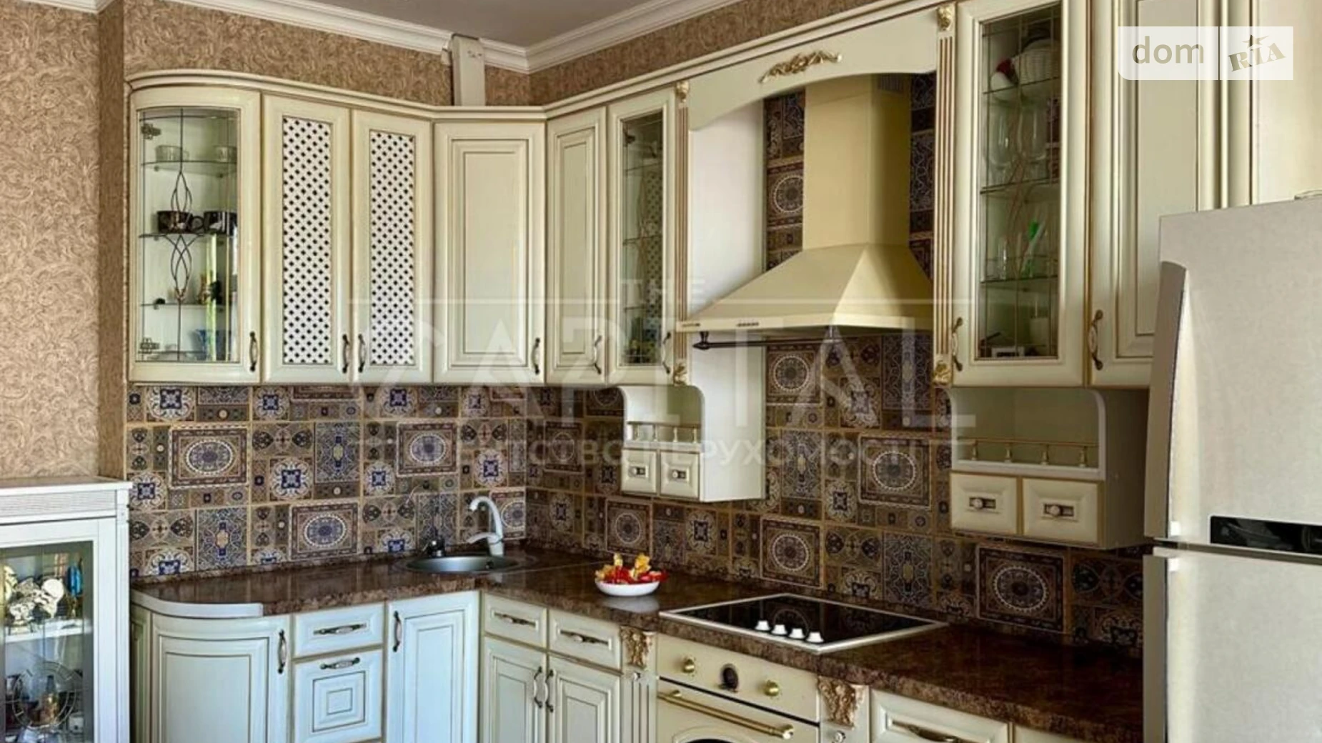 Продается 4-комнатная квартира 118.6 кв. м в Киеве, ул. Дегтярная, 19 - фото 3