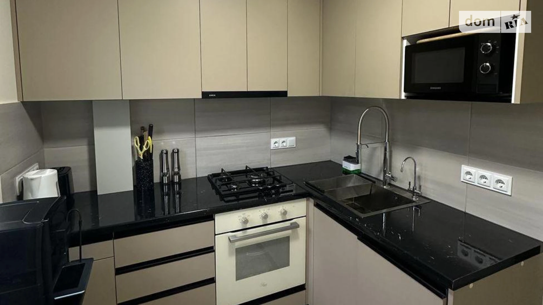 Продается 2-комнатная квартира 43.6 кв. м в Киеве, ул. Олега Мудрака(Генерала Наумова) - фото 3