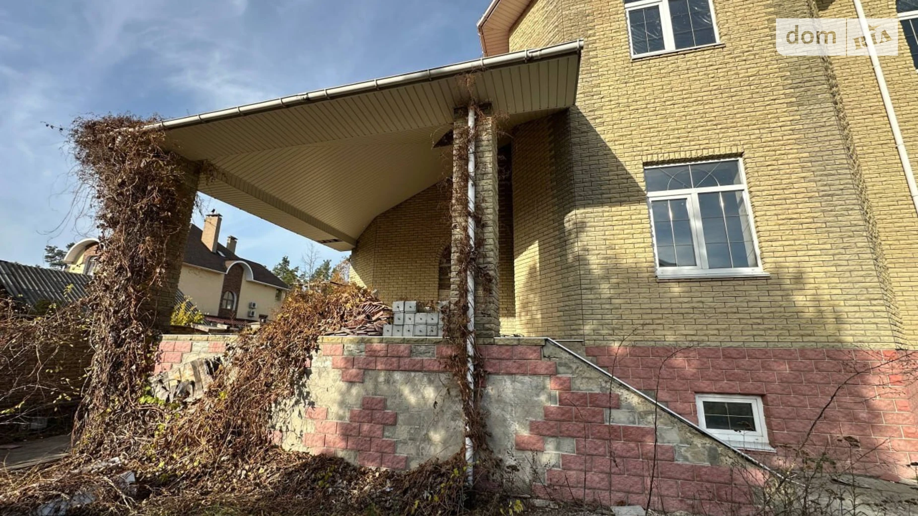 Продается дом на 4 этажа 494.5 кв. м с садом, цена: 220000 $ - фото 3