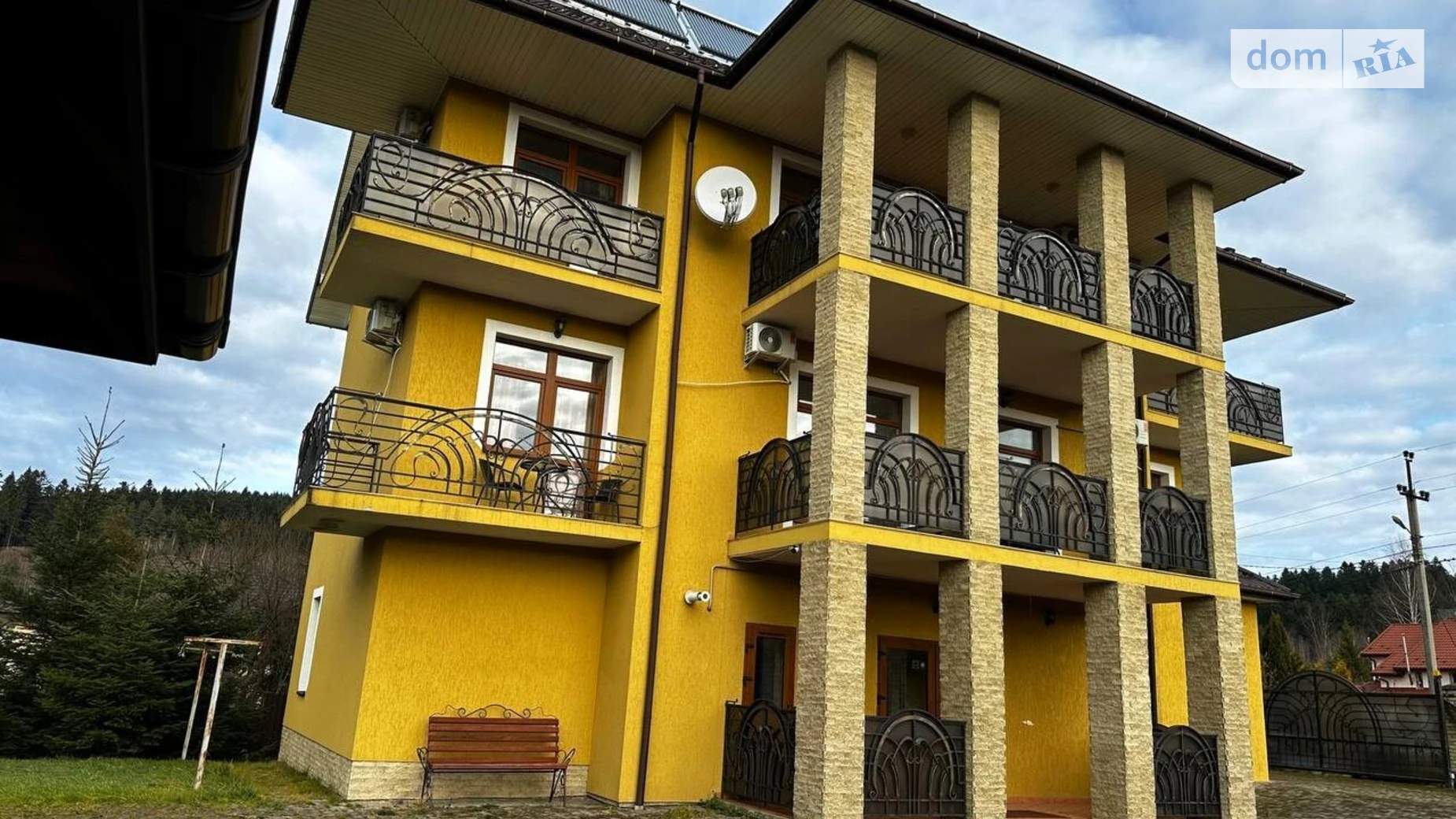 Продается дом на 3 этажа 257 кв. м с бассейном, цена: 265000 $ - фото 2