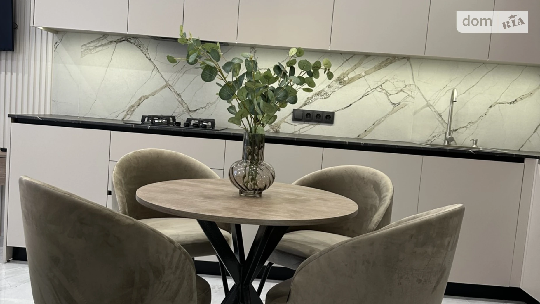 1-комнатная квартира 42.5 кв. м в Тернополе, цена: 72500 $ - фото 2