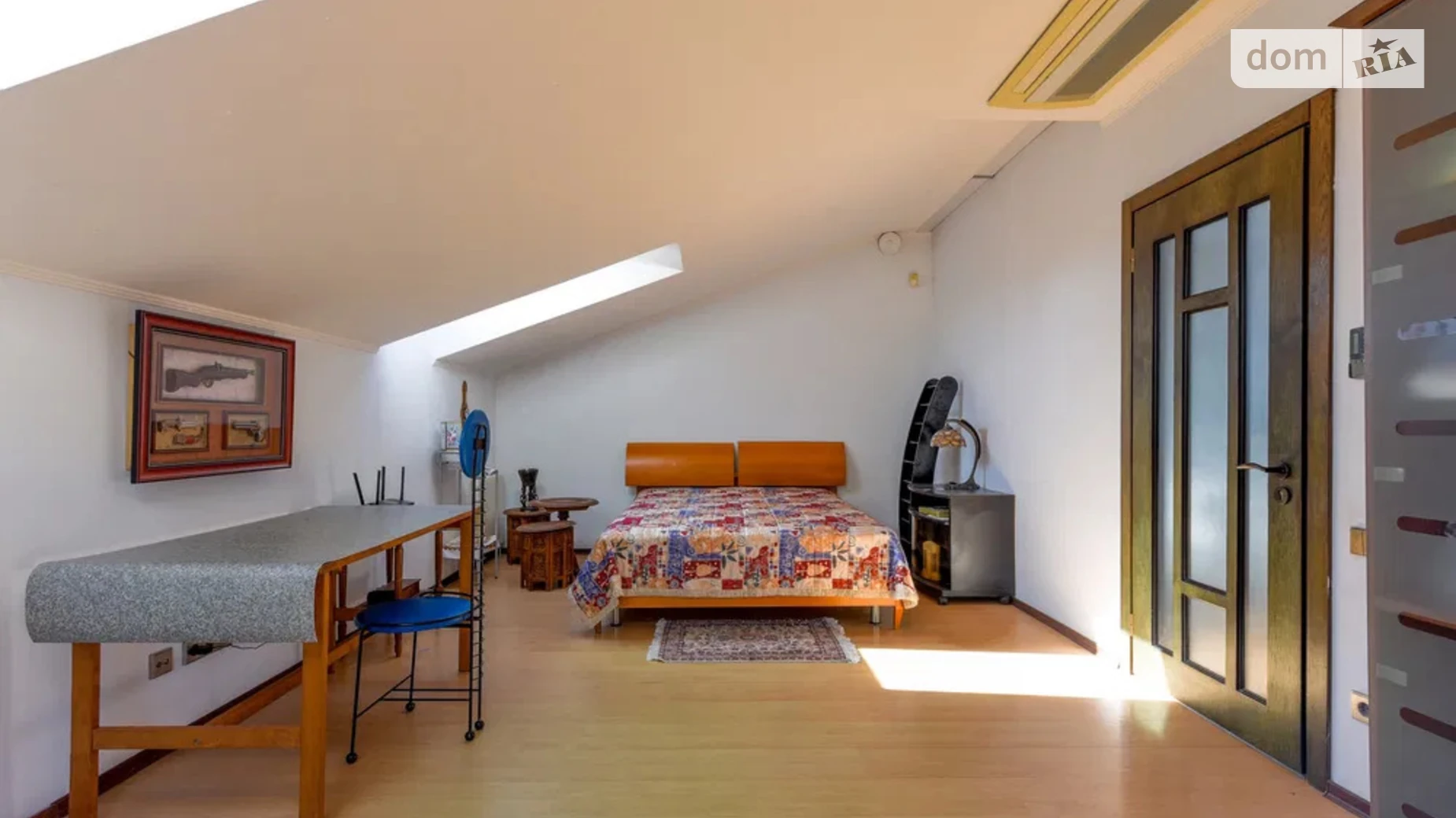 Продается дом на 2 этажа 422.7 кв. м с гаражом, цена: 799000 $ - фото 3