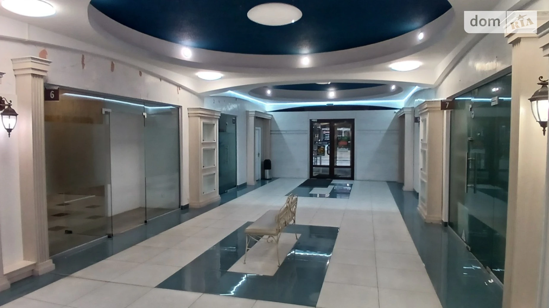 Сдается в аренду офис 49 кв. м в бизнес-центре, цена: 21560 грн - фото 2