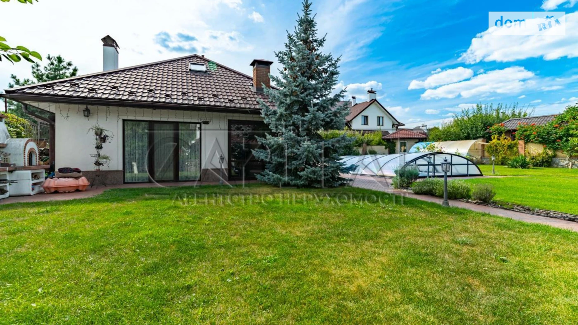 Продается дом на 3 этажа 334.2 кв. м с балконом, цена: 750000 $ - фото 3