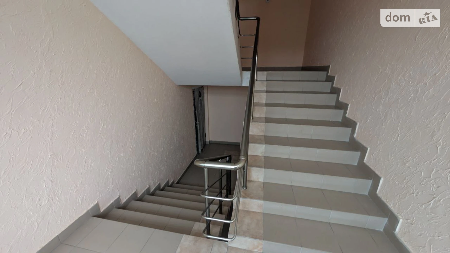 Продается 4-комнатная квартира 135.9 кв. м в Черновцах, ул. Владимира Великого(Герцена), 93 - фото 3