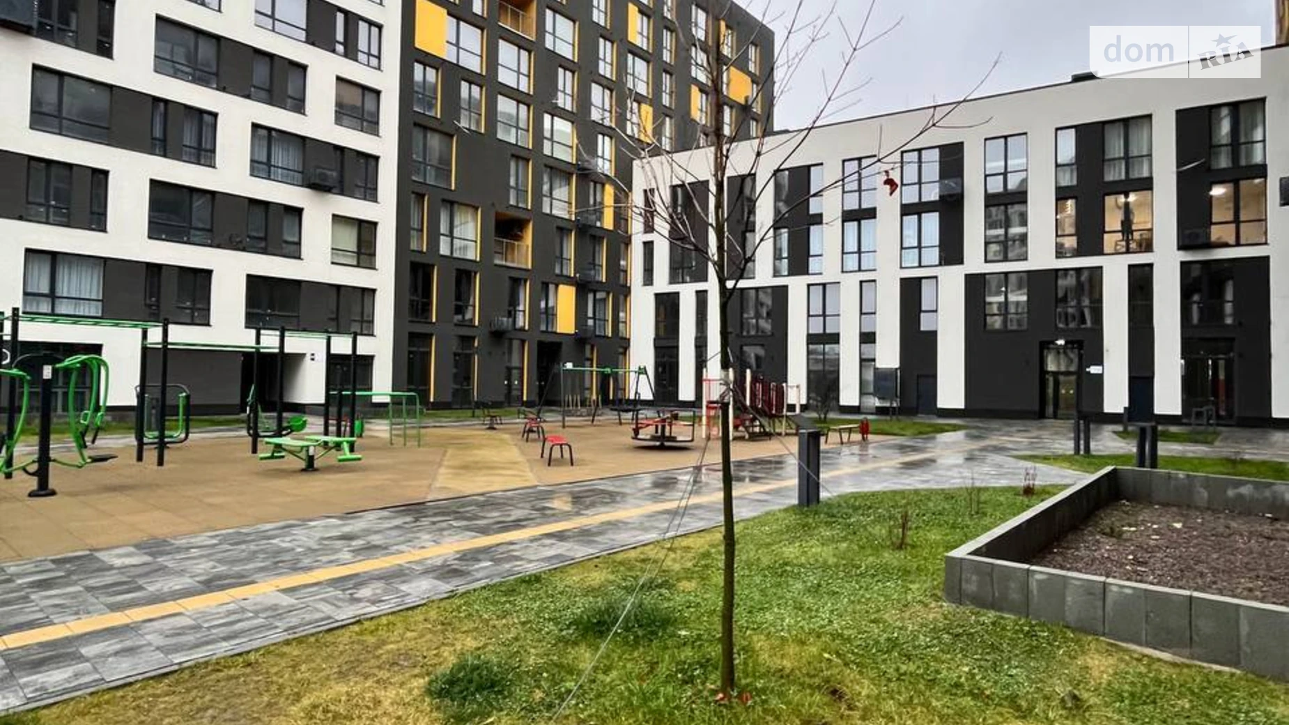 Продается 2-комнатная квартира 82.9 кв. м в Львове, ул. Хмельницкого Богдана, 207 - фото 2