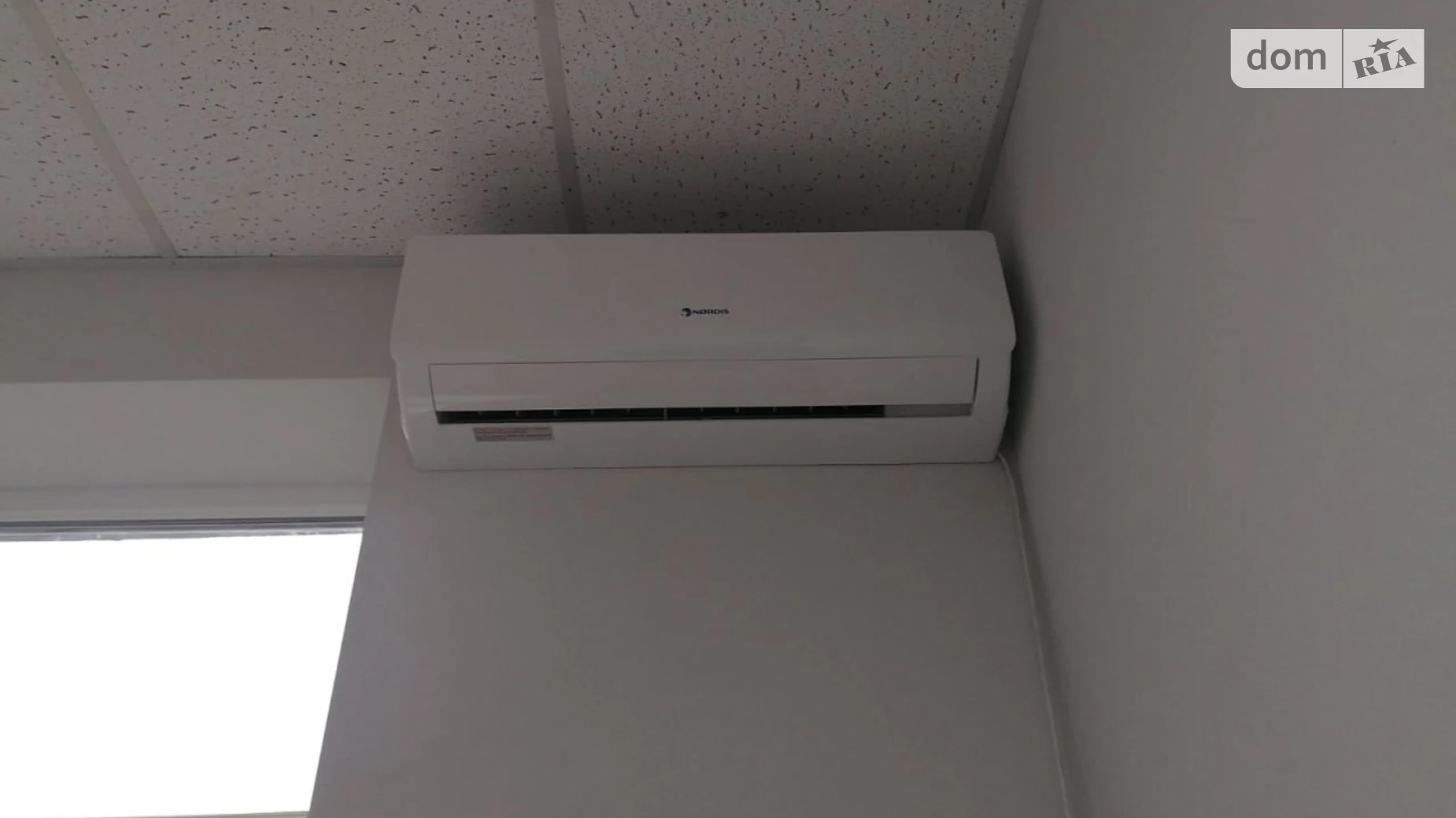 Сдается в аренду офис 15 кв. м в бизнес-центре, цена: 4500 грн - фото 4