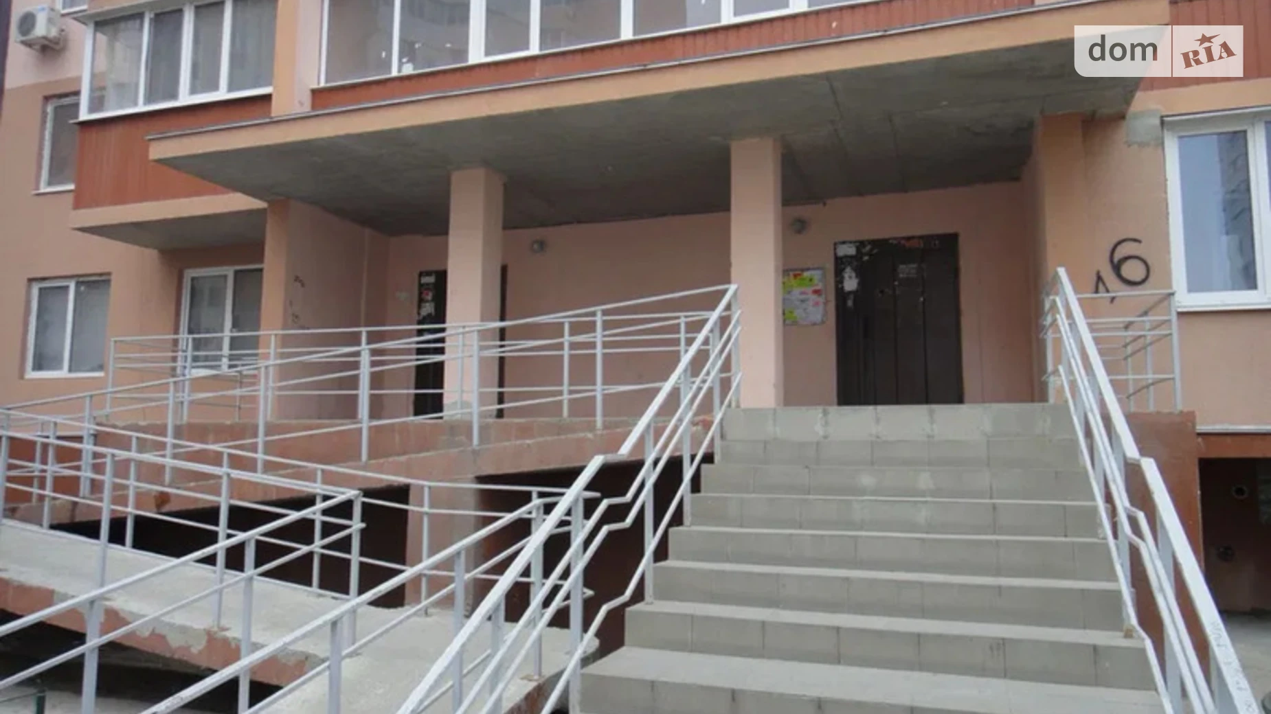 Продается 2-комнатная квартира 70 кв. м в Одессе, мас. Радужный, 6 - фото 3