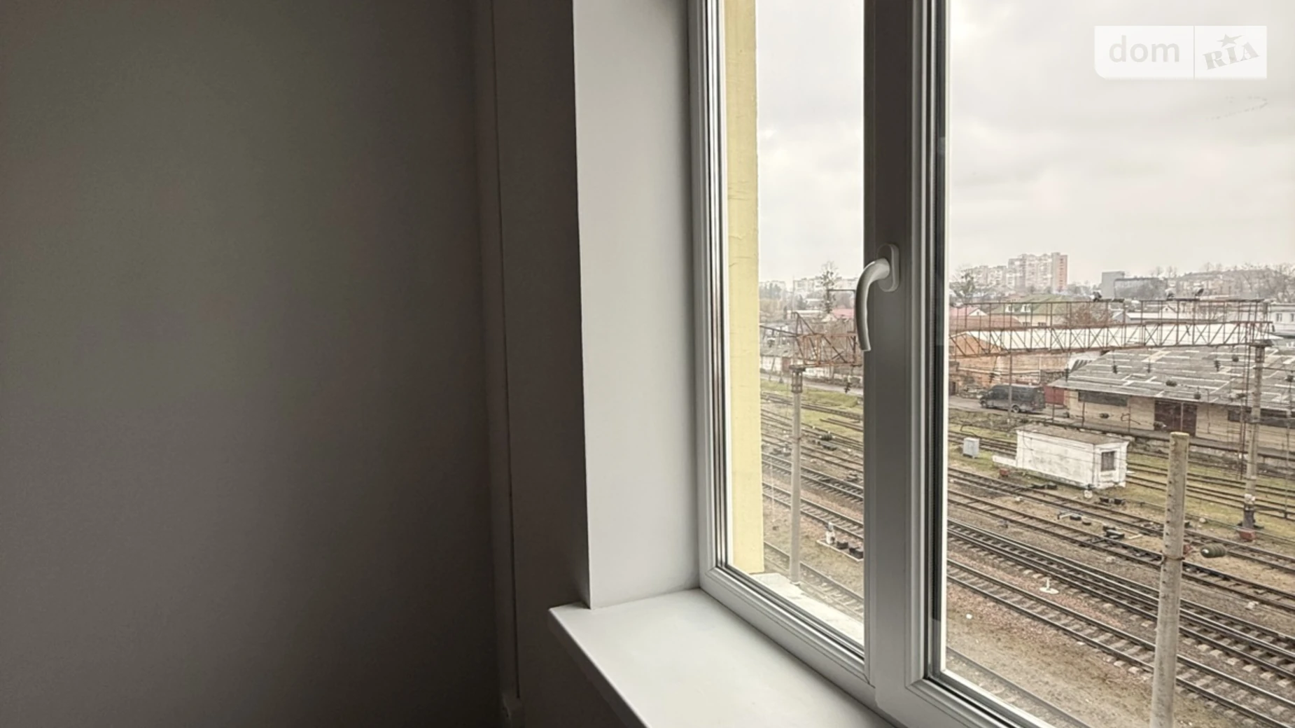 Сдается в аренду офис 30.2 кв. м в бизнес-центре, цена: 8000 грн - фото 4